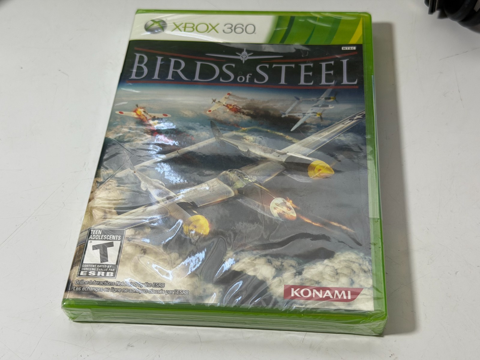 Microsoft Xbox 360 S Slim 4GB 1439 Console Bundle Controller, Cords and Game