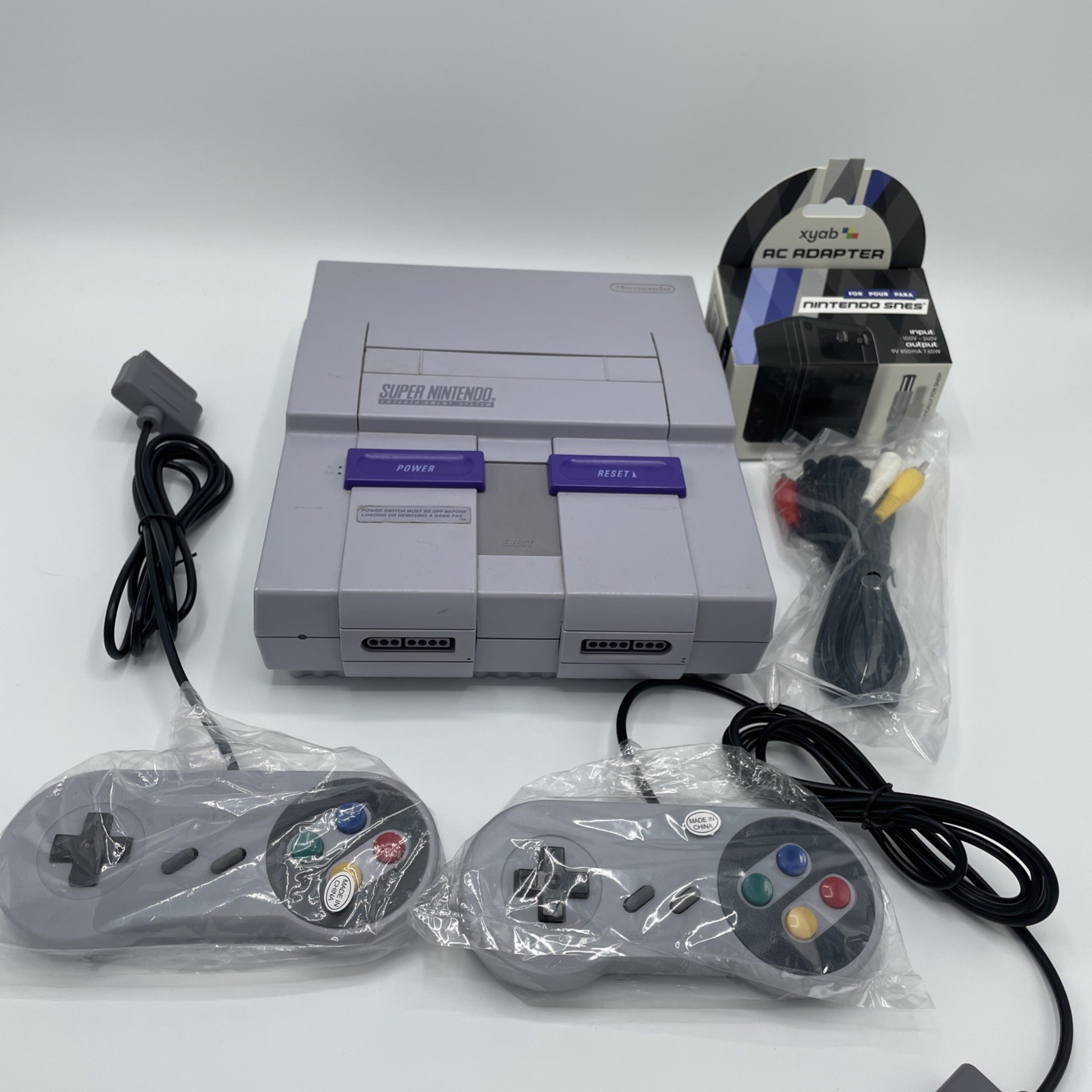 Super Nintendo SNES 1 CHIP Console SNS-001 2 Controller Bundle