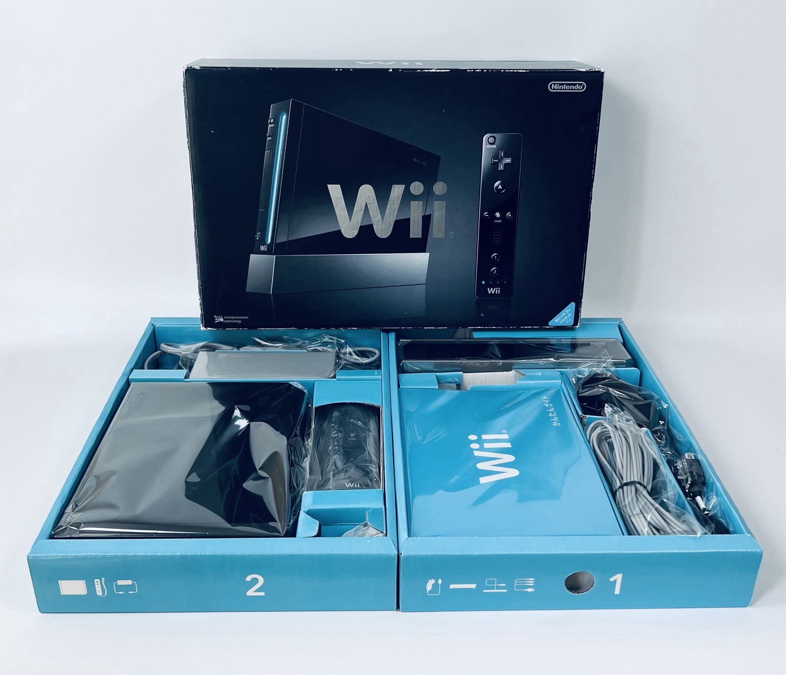 Nintendo Wii Japan Edition – Boxed, All Original Accessories, Great Condition