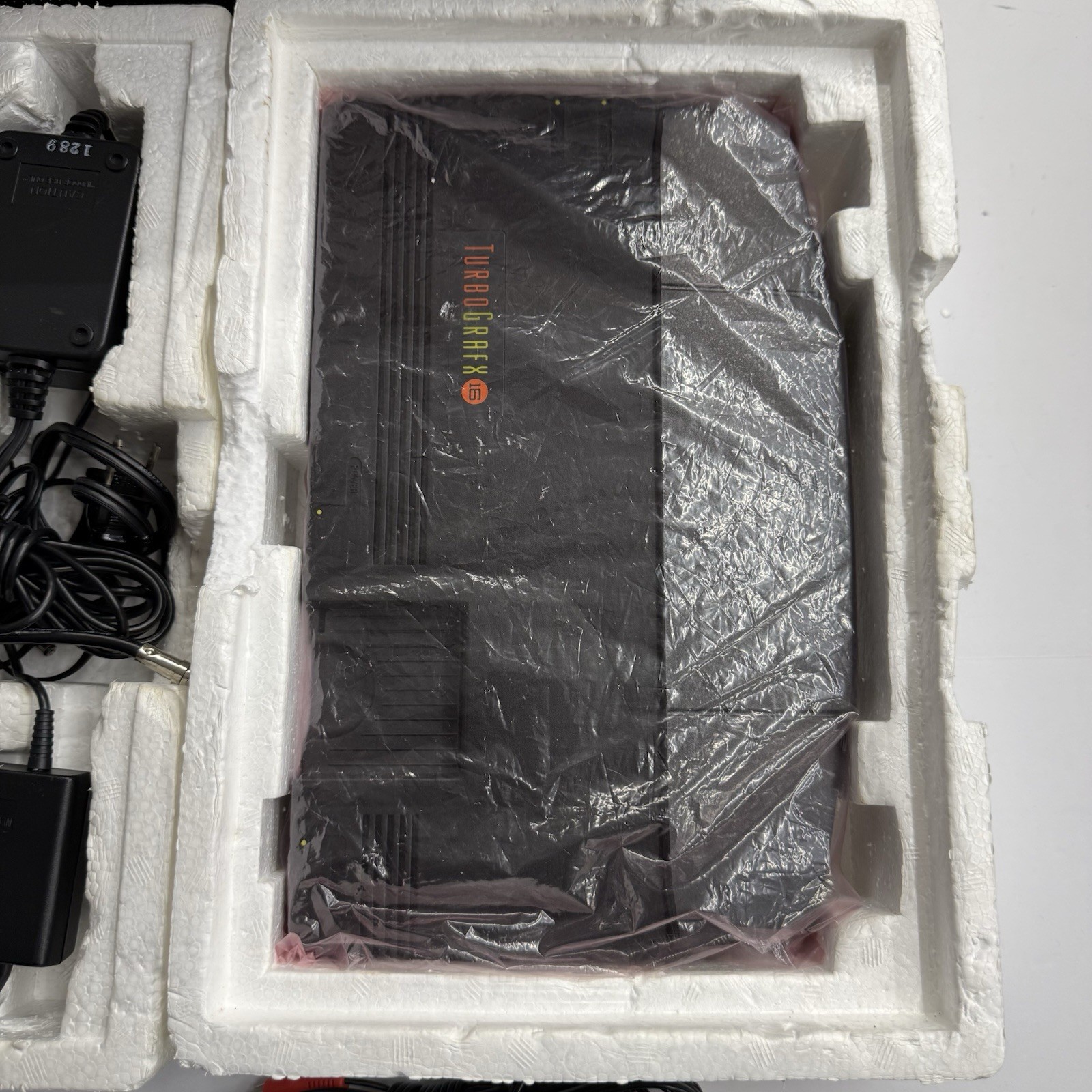 Tg16 – NEC TurboGrafx-16 System Black Console *Not complete* W/ Box Tested Works