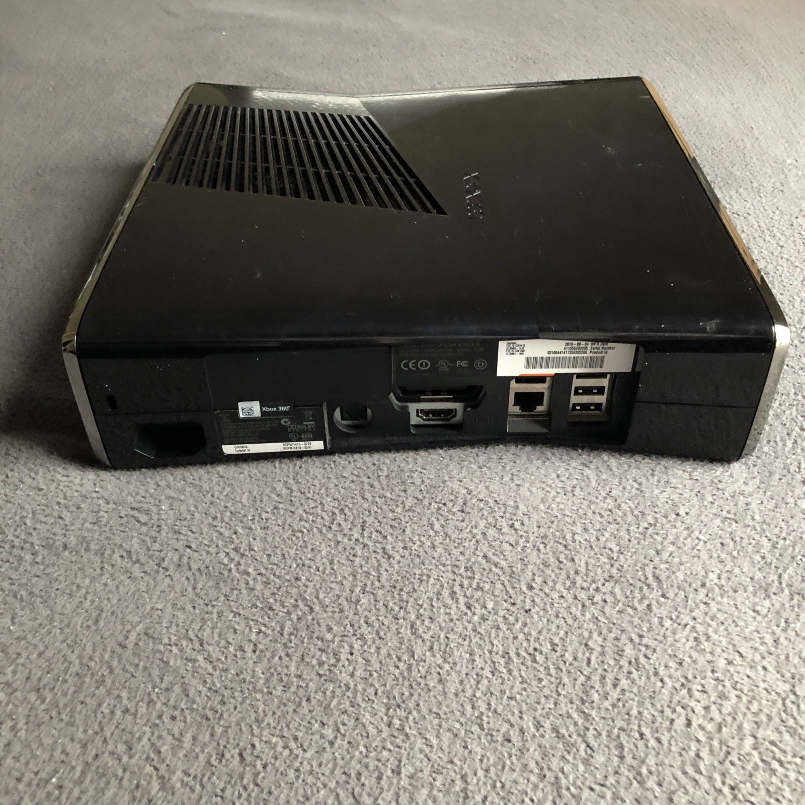 Xbox 360 Slim Console Chrome Trim 250GB Metro V1 Dash w/ Halo Controller – WORKS