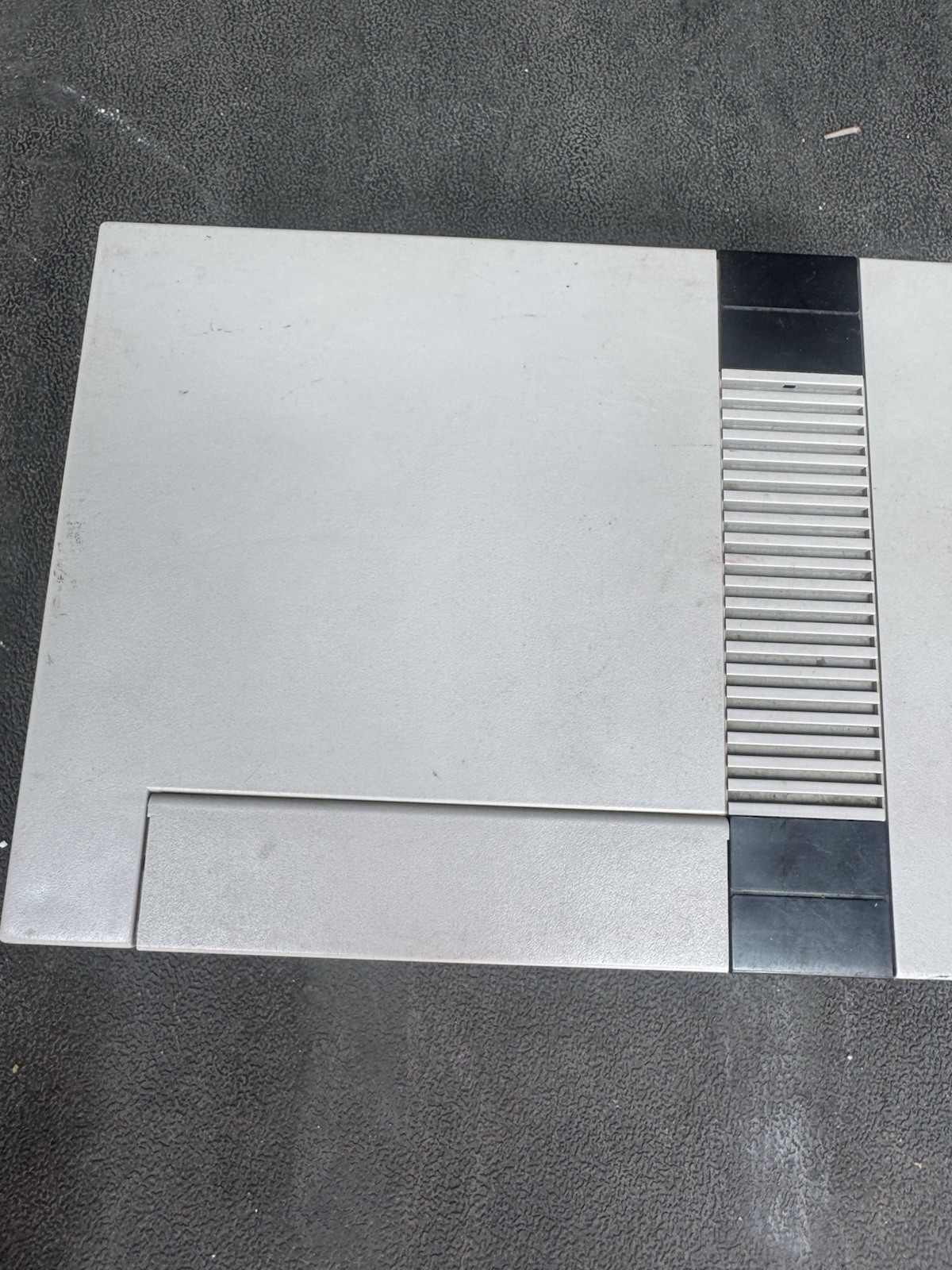 Nintendo NES Console NES-001 RF Channel Select NTSC-U/C Gray