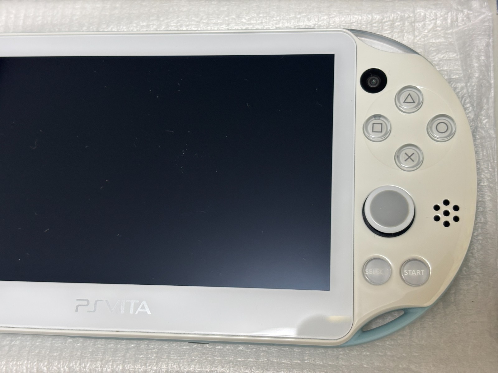PS Vita SONY PlayStation Light Blue White PCH-2000 Console W/Charger Box