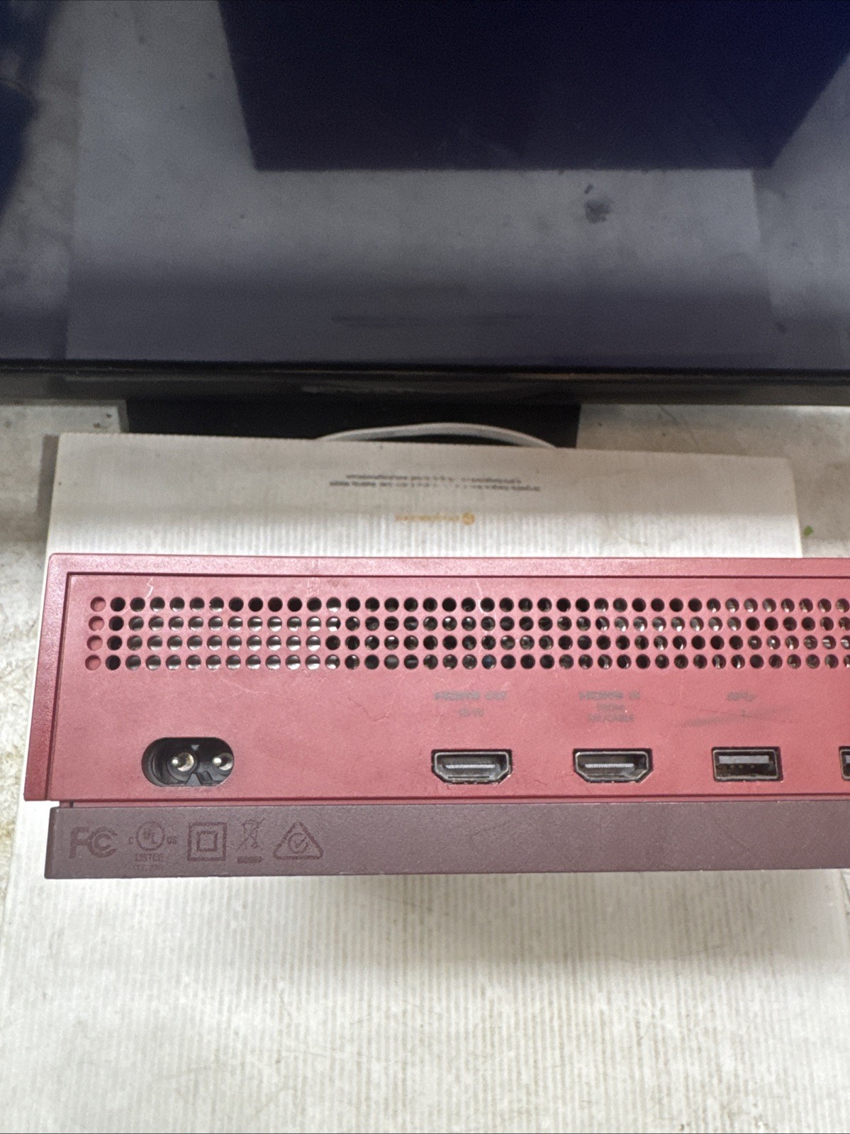 Microsoft Xbox One S Gears Of War 4 Special Edition Console 2 TB Bad Disc Drive