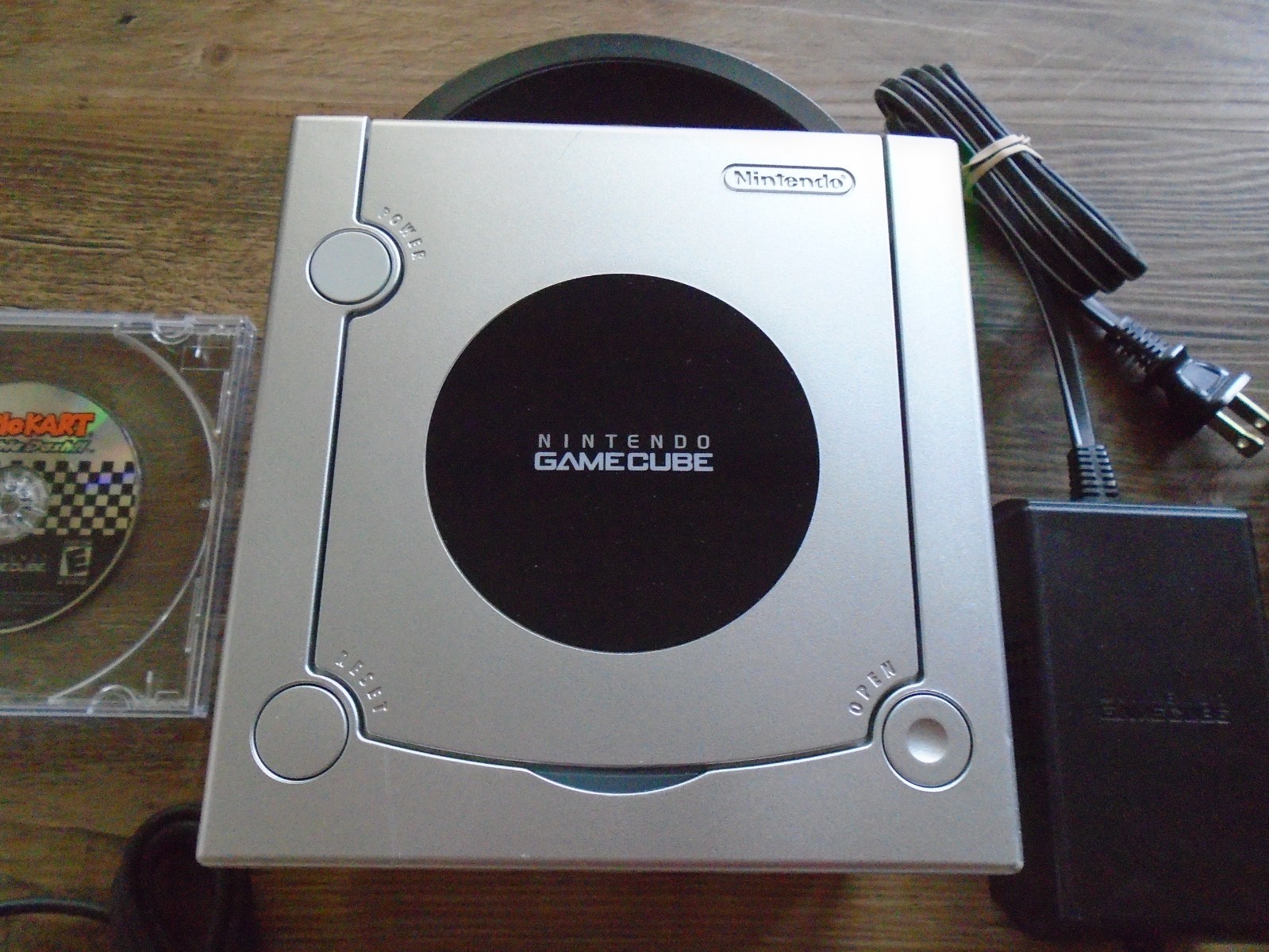ONE OWNER GameCube console DOL-101 w/ controller, mario kart game Nintendo USA