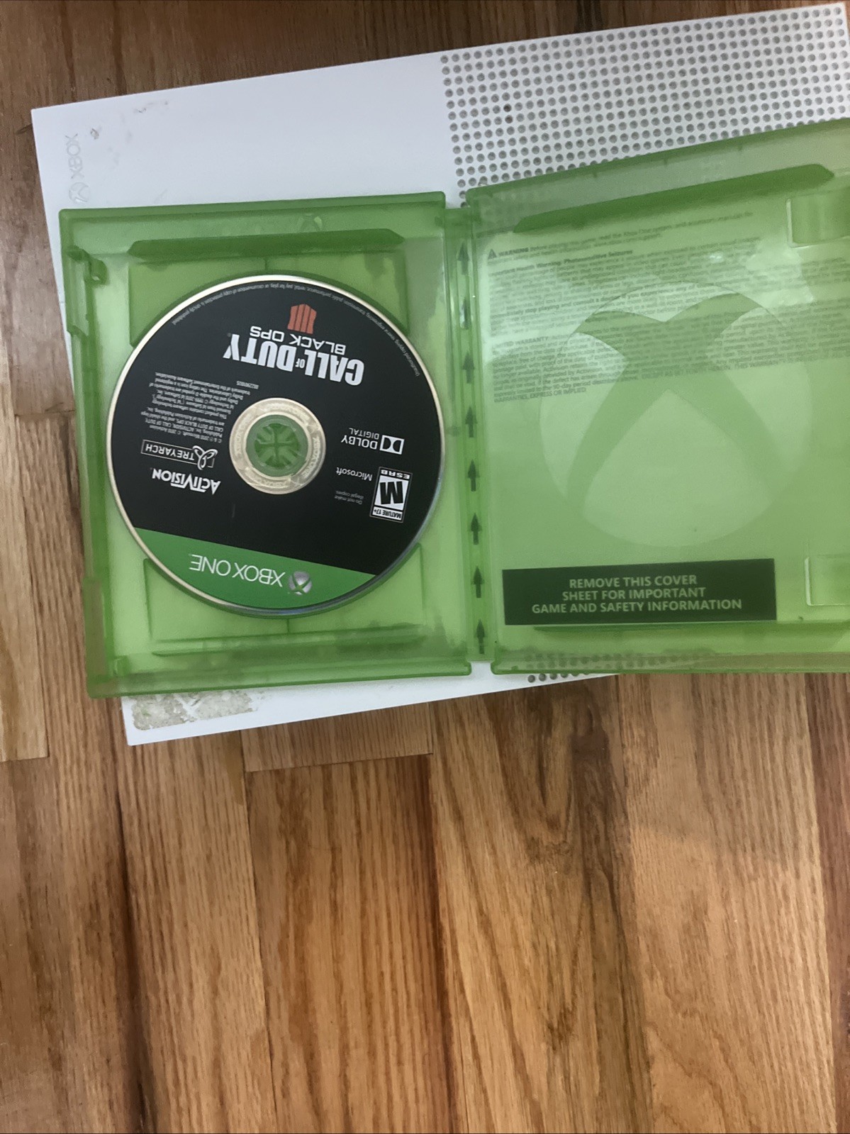 Microsoft Xbox One S yes the xbox work i will be selling it for 150 the games