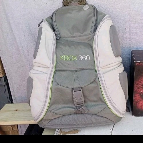 Xbox 360 Bundle Console Travel Backpack Controller Collectors Edition Of Halo