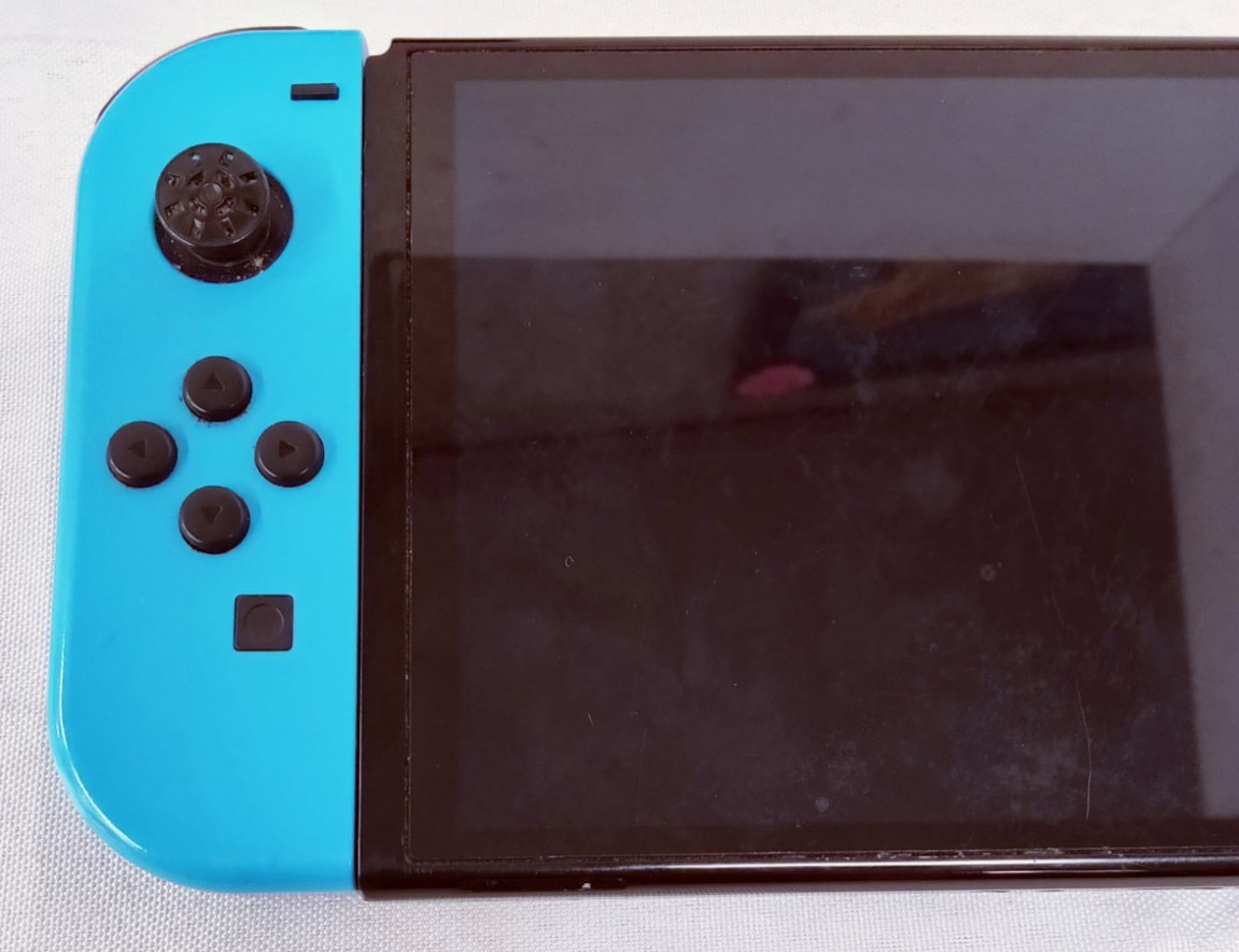 Nintendo Switch with Neon Blue and Neon Red Joy-Con (HEG-001)