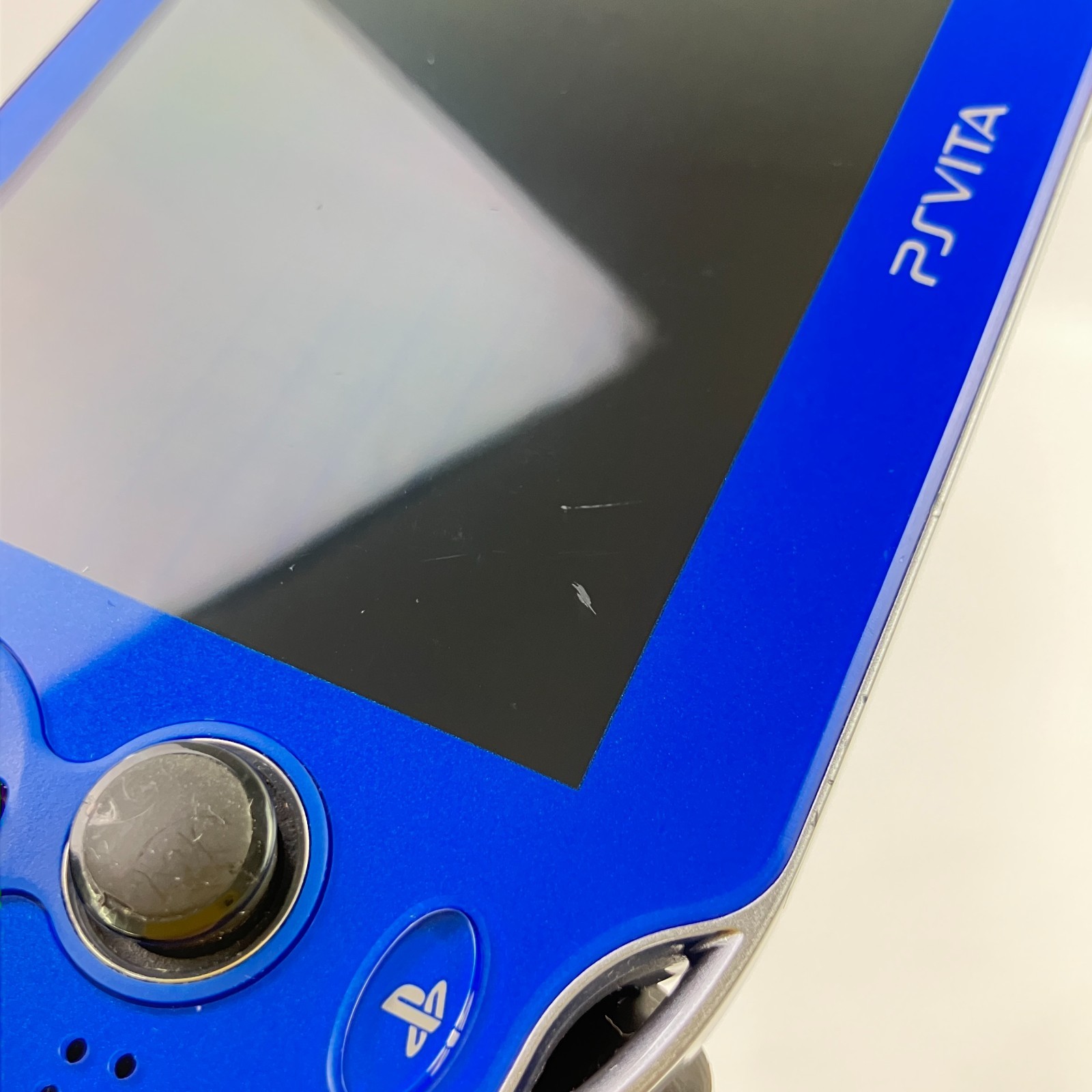 Refurbished PS Vita PCH-1100 Sony PlayStation Crystal White Console Only Works 2