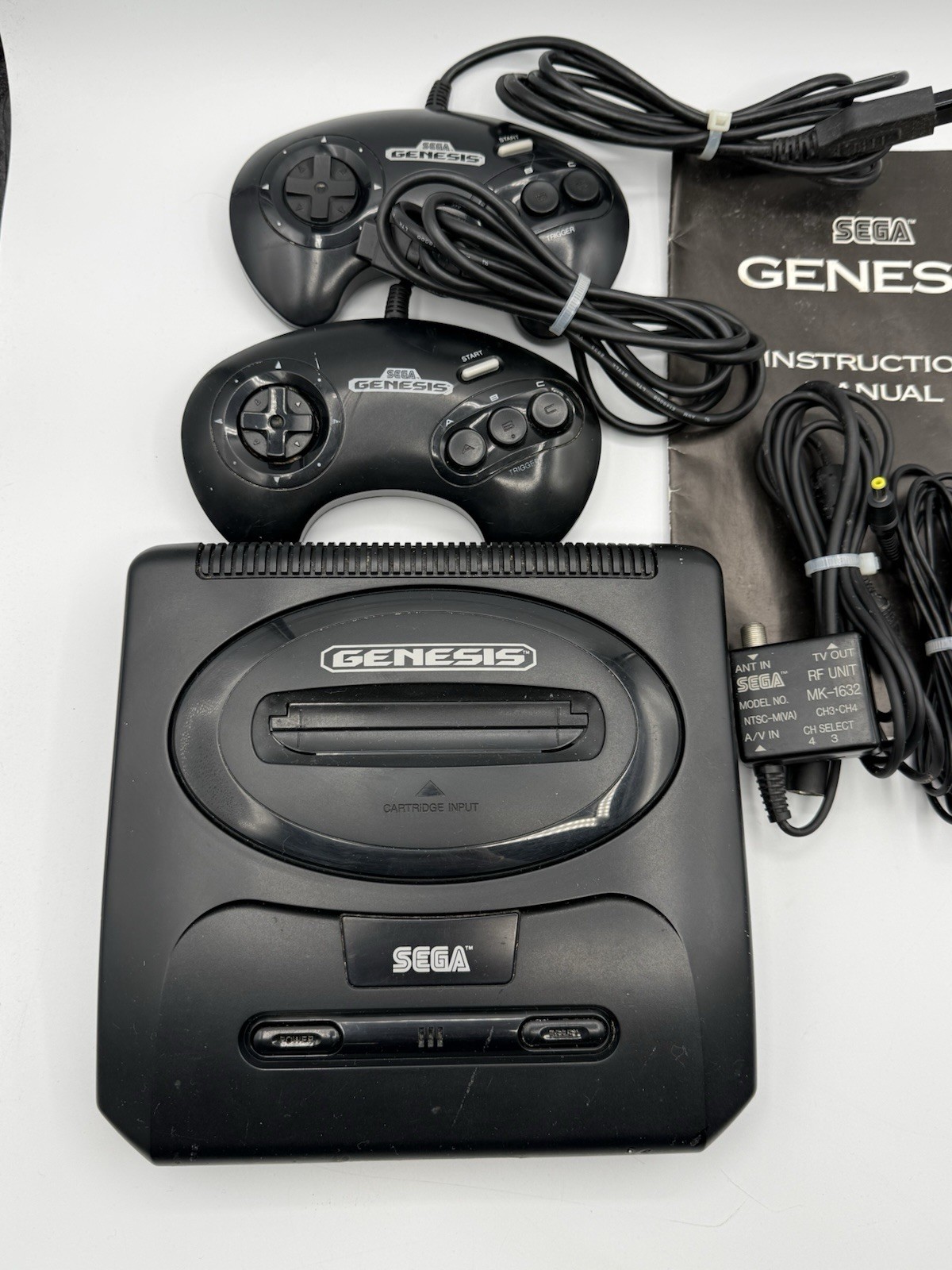 Sega Genesis Model 2 MK-1631 Console System + 2 Remotes / Cables & Manual TESTED