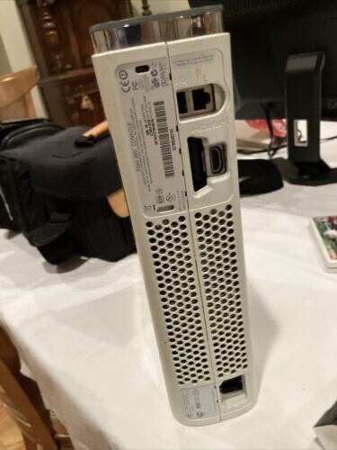 Microsoft Xbox 360 Console – HDMI