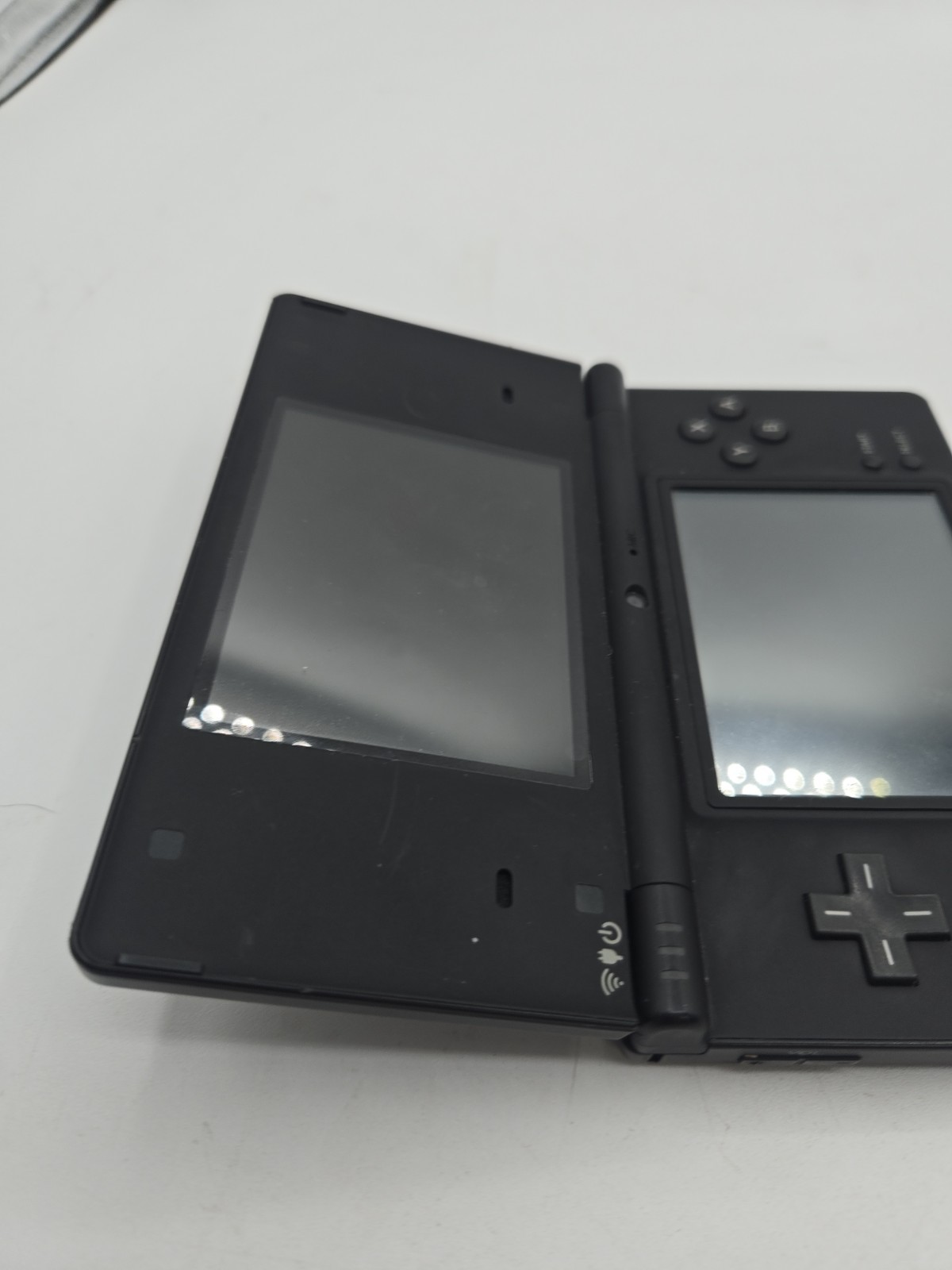 Nintendo Black DSi Handheld System Bundle Charger Star Wars Games Tested Stylus