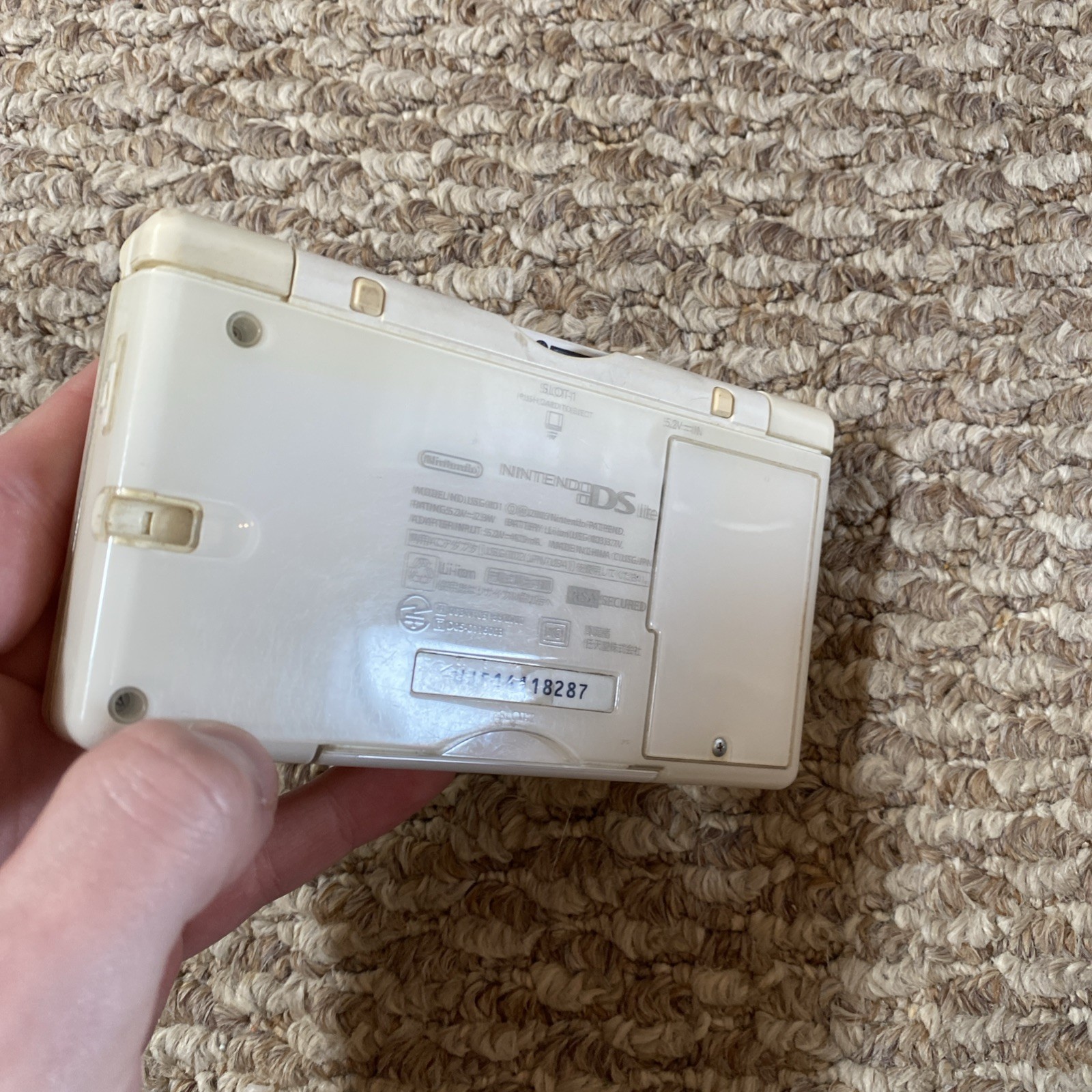 Nintendo DS Lite (USG-001) Handheld – White Charger