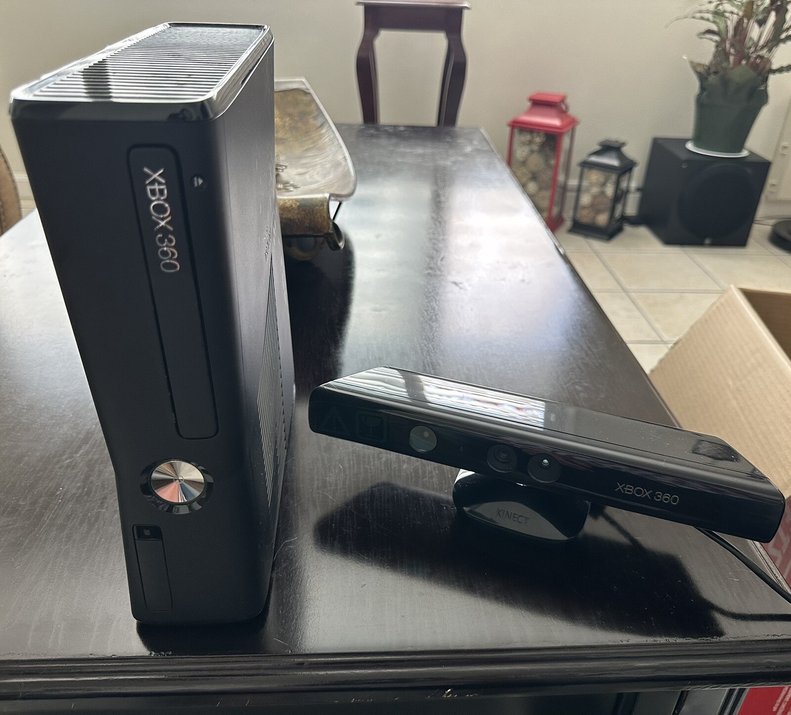 Microsoft Xbox 360 S Gaming Console and Kinect – Black