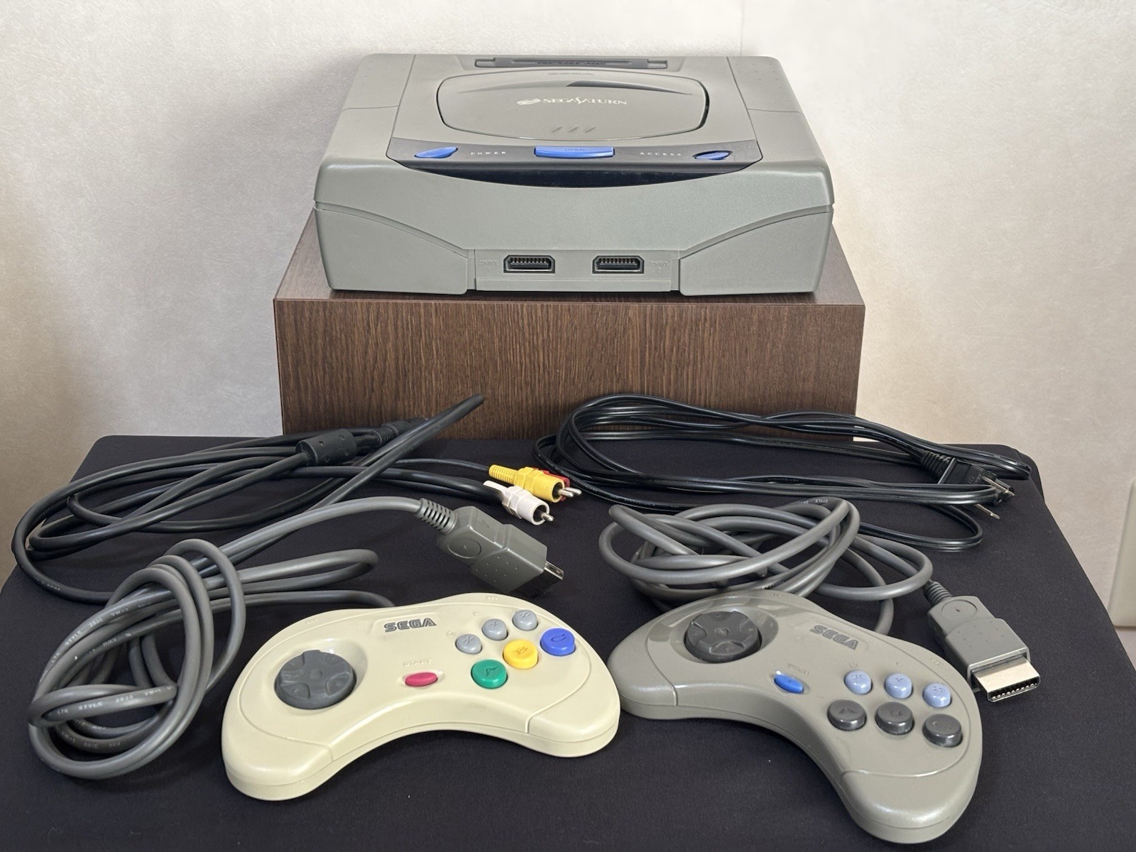 Sega Saturn Console Tested Working w/ 2 Controllers AV Cable Japan