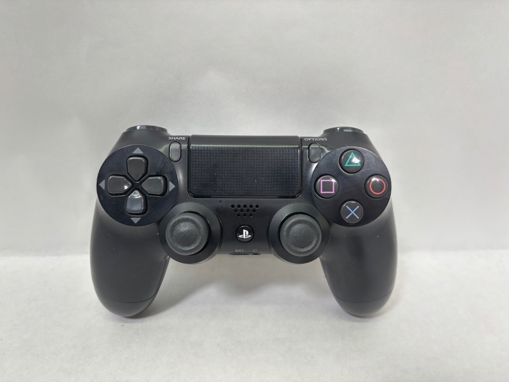 Sony CUH-7215B PlayStation 4 Pro 1TB Console W/Controller