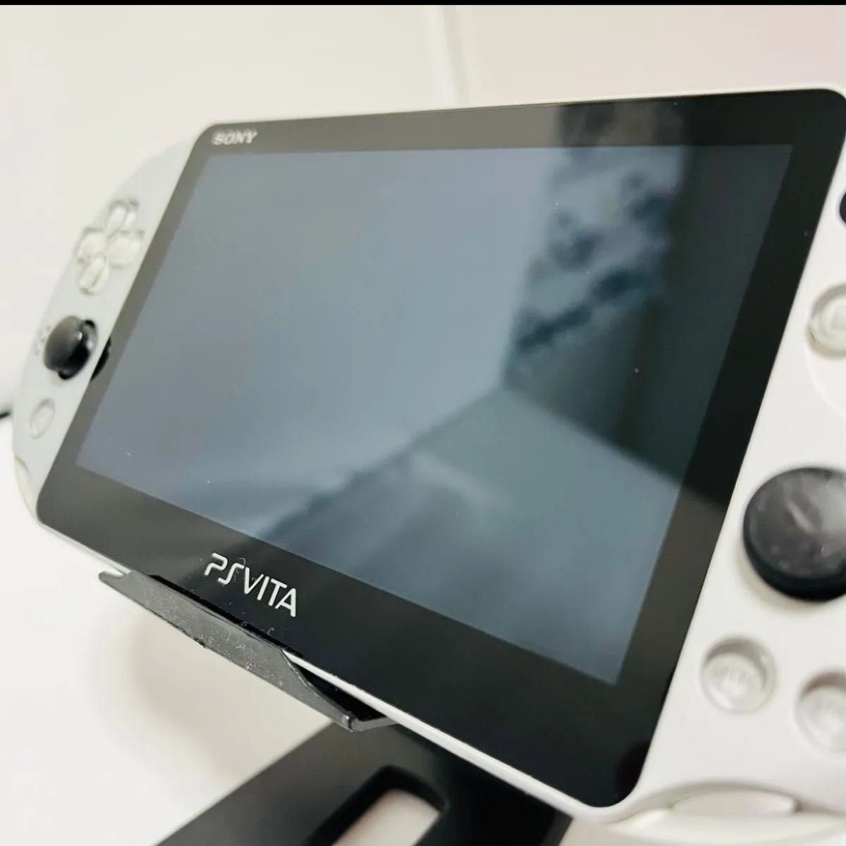 Excellent SONY PlayStation PS Vita Wi-Fi PCH-2000 Silver Console Tested