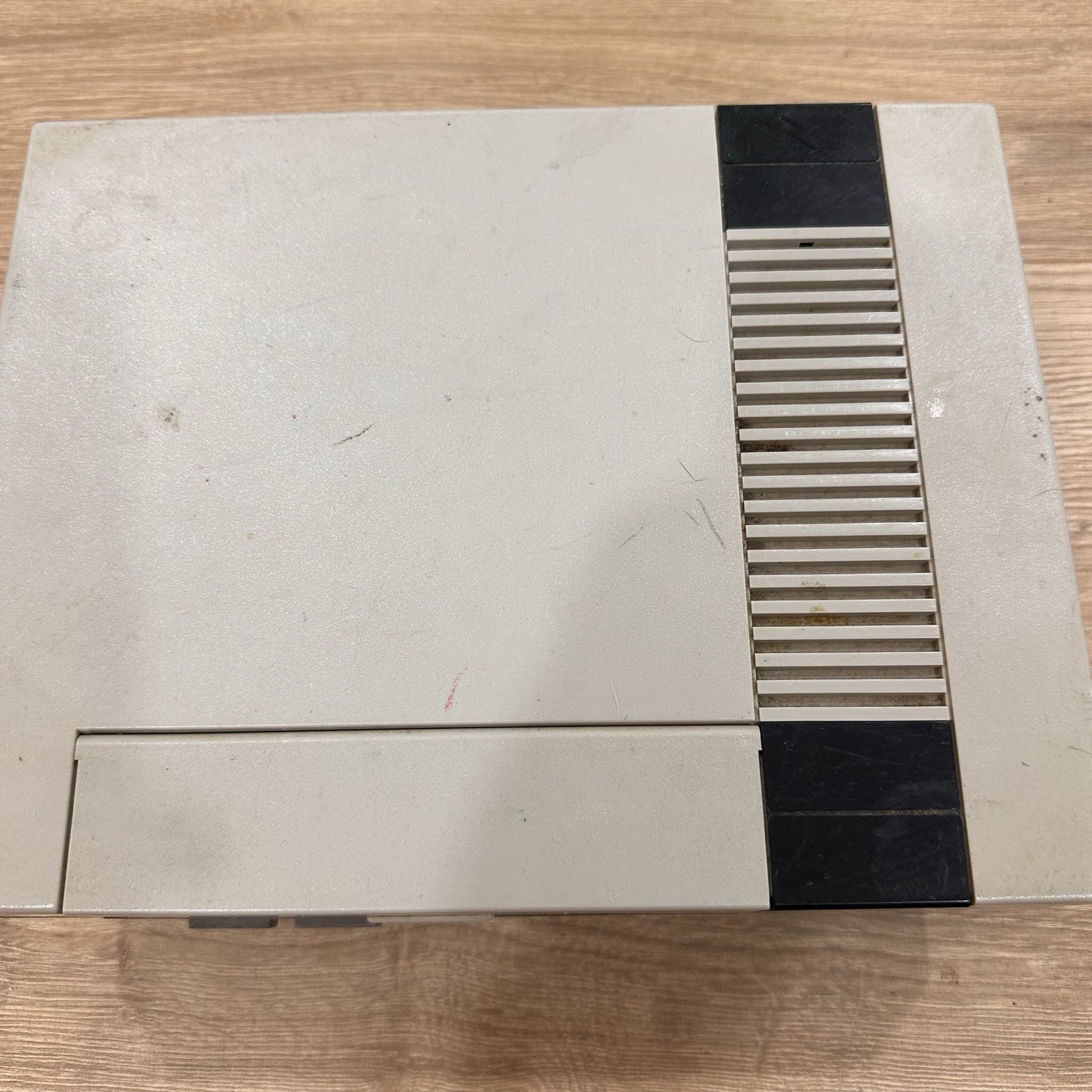 TESTED Nintendo NES Console Gray, Tested Working With Controller And Game!!!