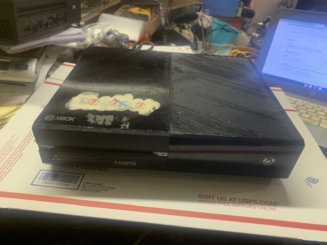 Microsoft Xbox One Black 1540 500GB Console Wont Turn ON. CONSOLE ONLY