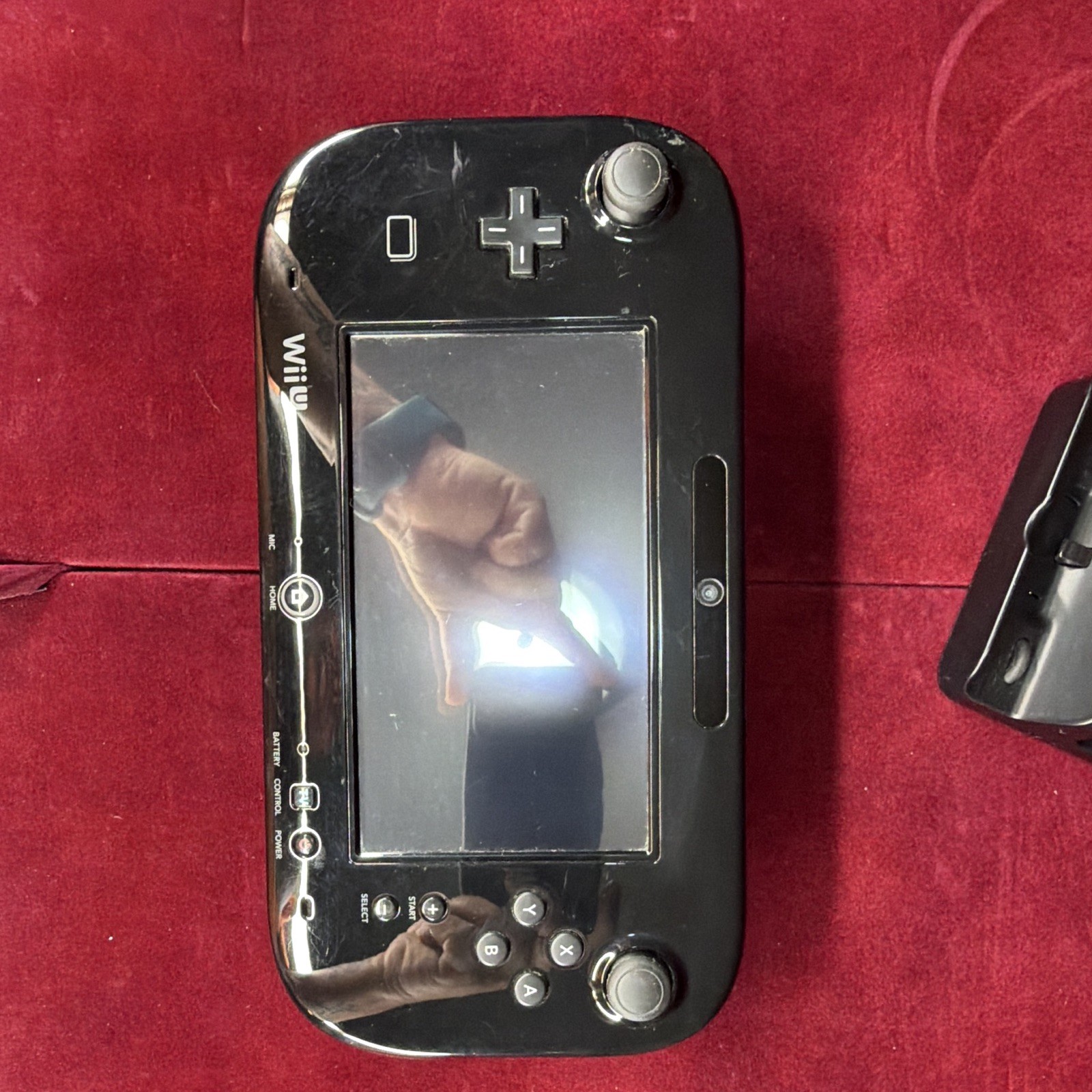 Nintendo Wii U WUP-101(02) 32GB Black Console Bundle w/ GamePad, Remote