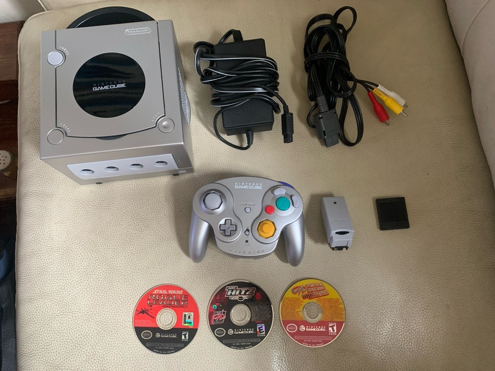 Nintendo GameCube DOL-001 Console Platinum With 3 Games, Cords And Controller.