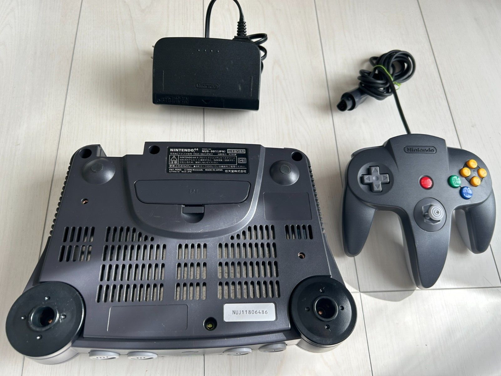 Nintendo 64 Console NUS-001（JPN) Controller (Gray) Tested System