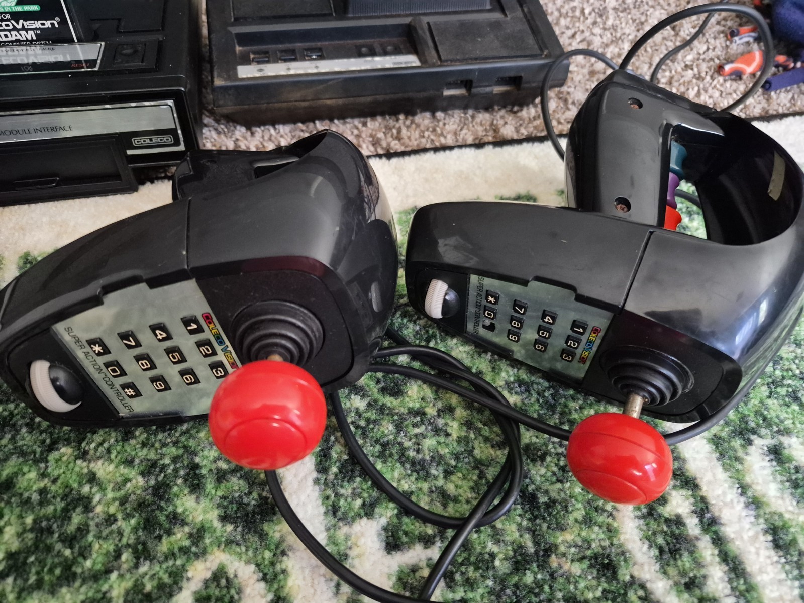 Colecovision Console Bundle Lot Controllers Cords Works Loads Games READ ALL