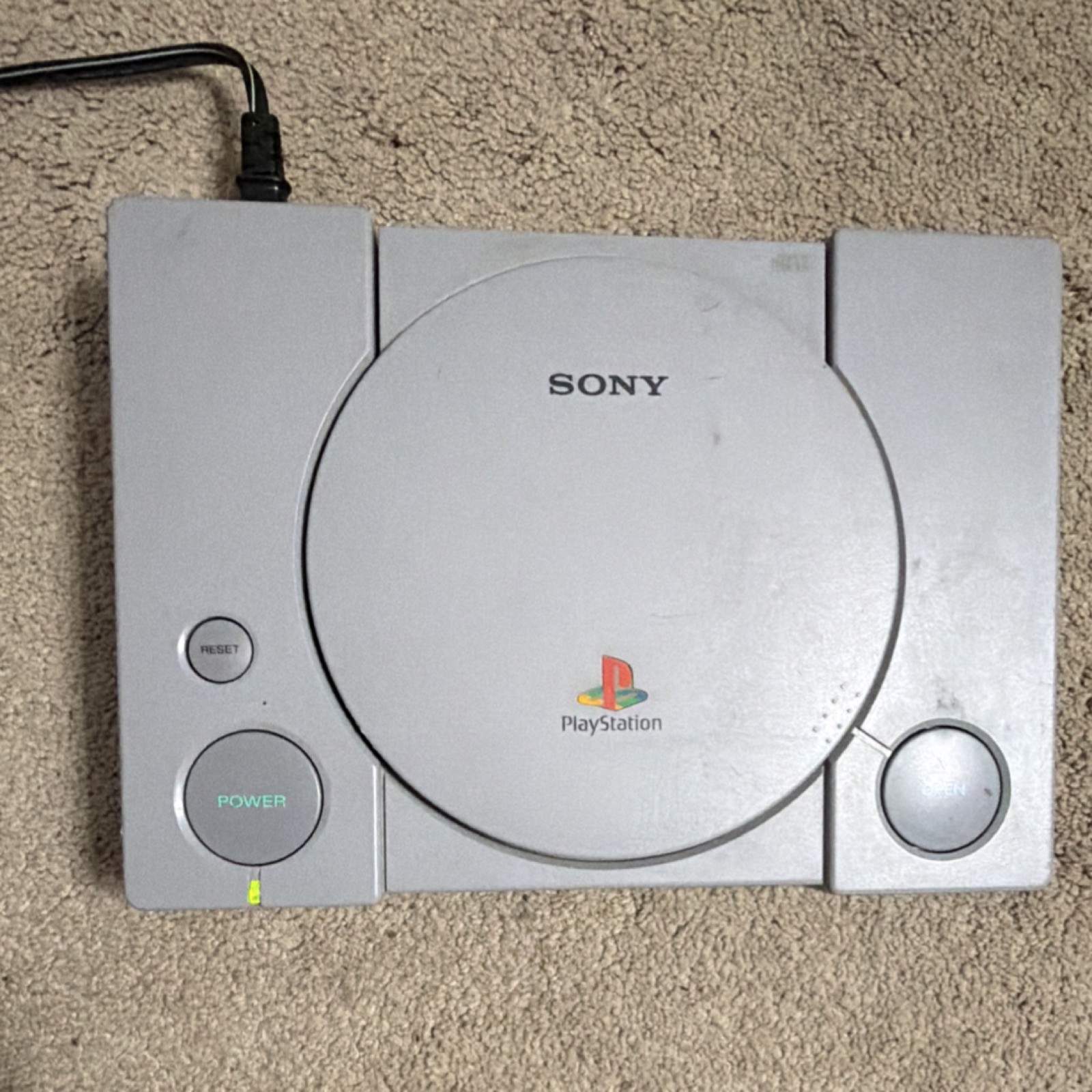 Sony PlayStation SCPH-7501 Console Gray Controllers Memory Cards AV Power Cables