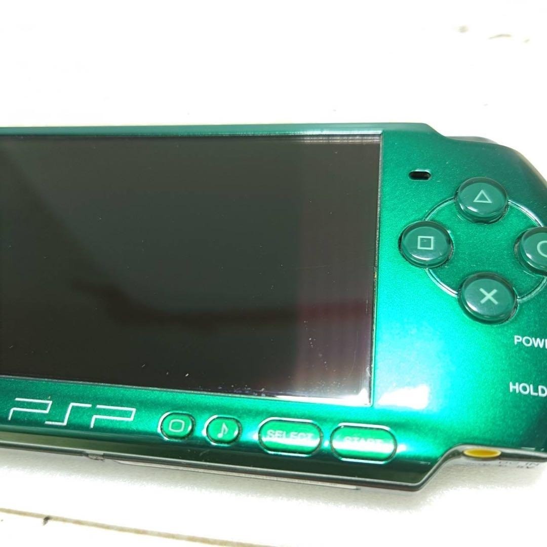 Sony PSP 3000 Spirited Green Complete in Box Near Mint Limited Edition 7075