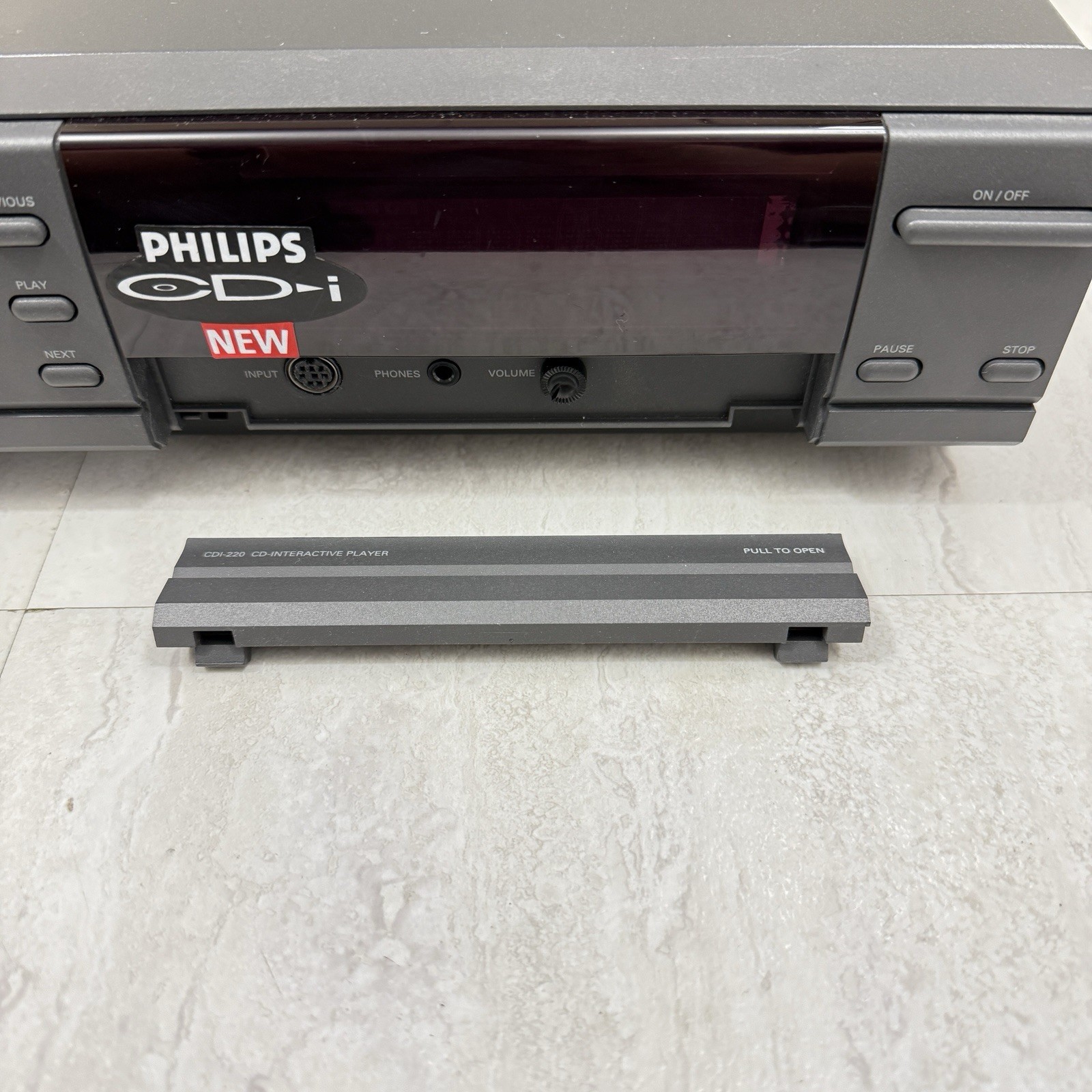 1991 PHILIPS CD-i CONSOLE CDI 220 BK02 – Tested, Needs Laser or Disc Drive Motor