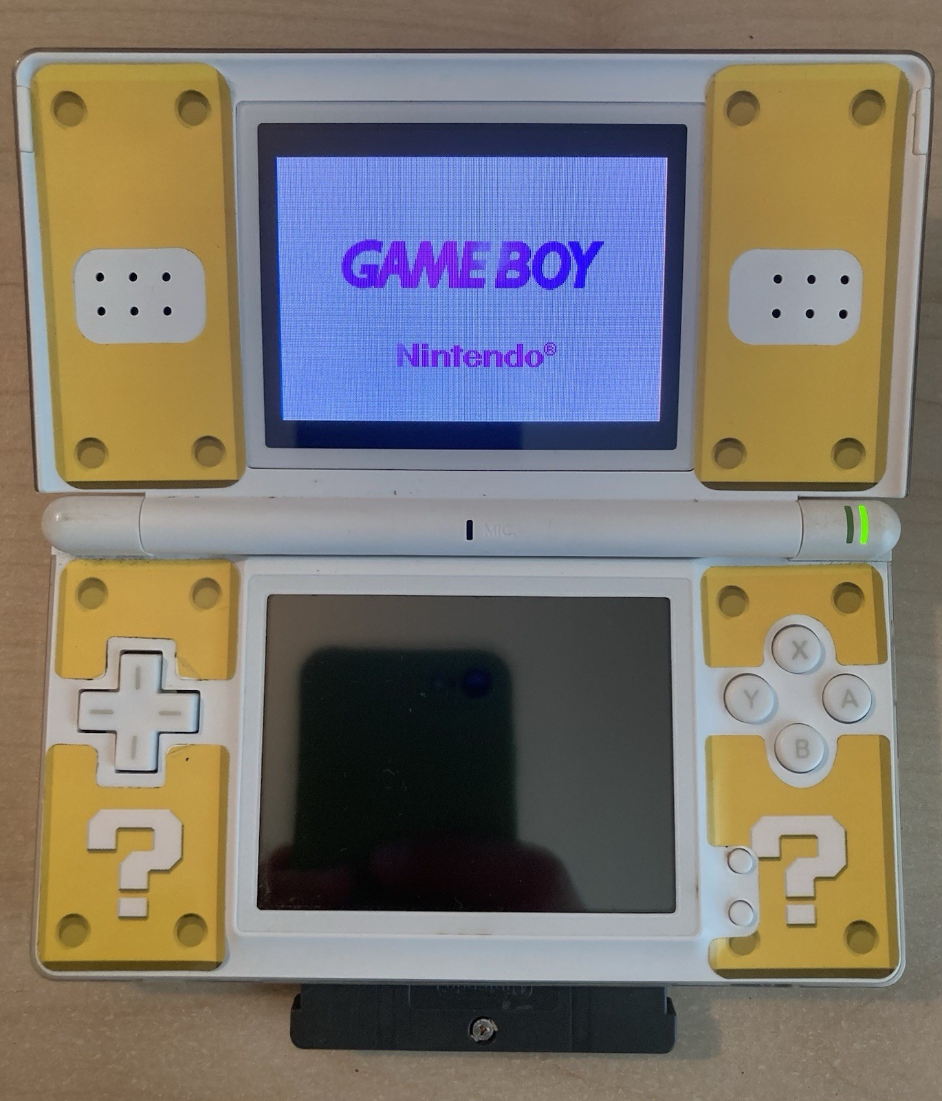 Nintendo DS Lite Console USG-001 White color, no charger tested working