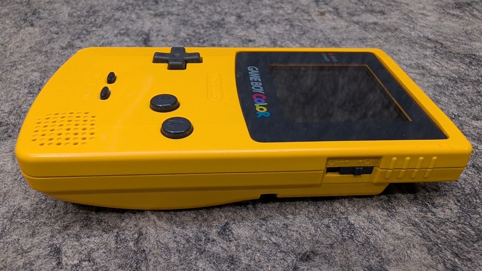 Nintendo Game Boy Color Handheld Console CGB-001 GBC Dandelion Yellow Bundle