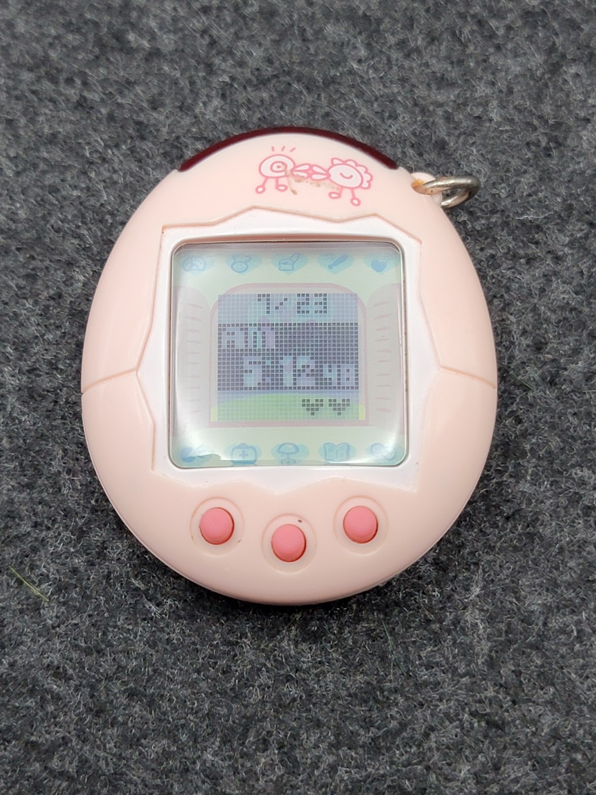 Kaettekita Tamagotch PLUS Handheld Console PINK Tamagocchi 22231 Bandai