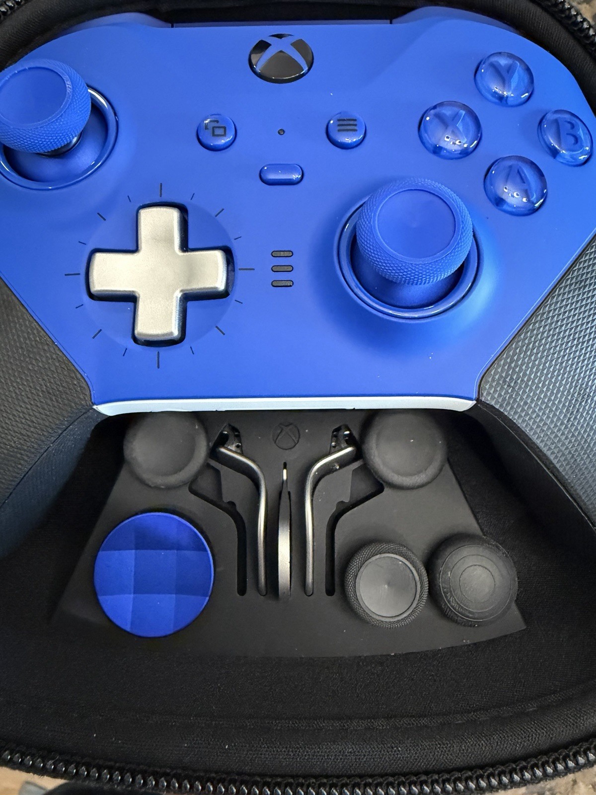 Xbox Series X with Official Xbox Headset and Xbox Elite 2 Pro-Style Controller