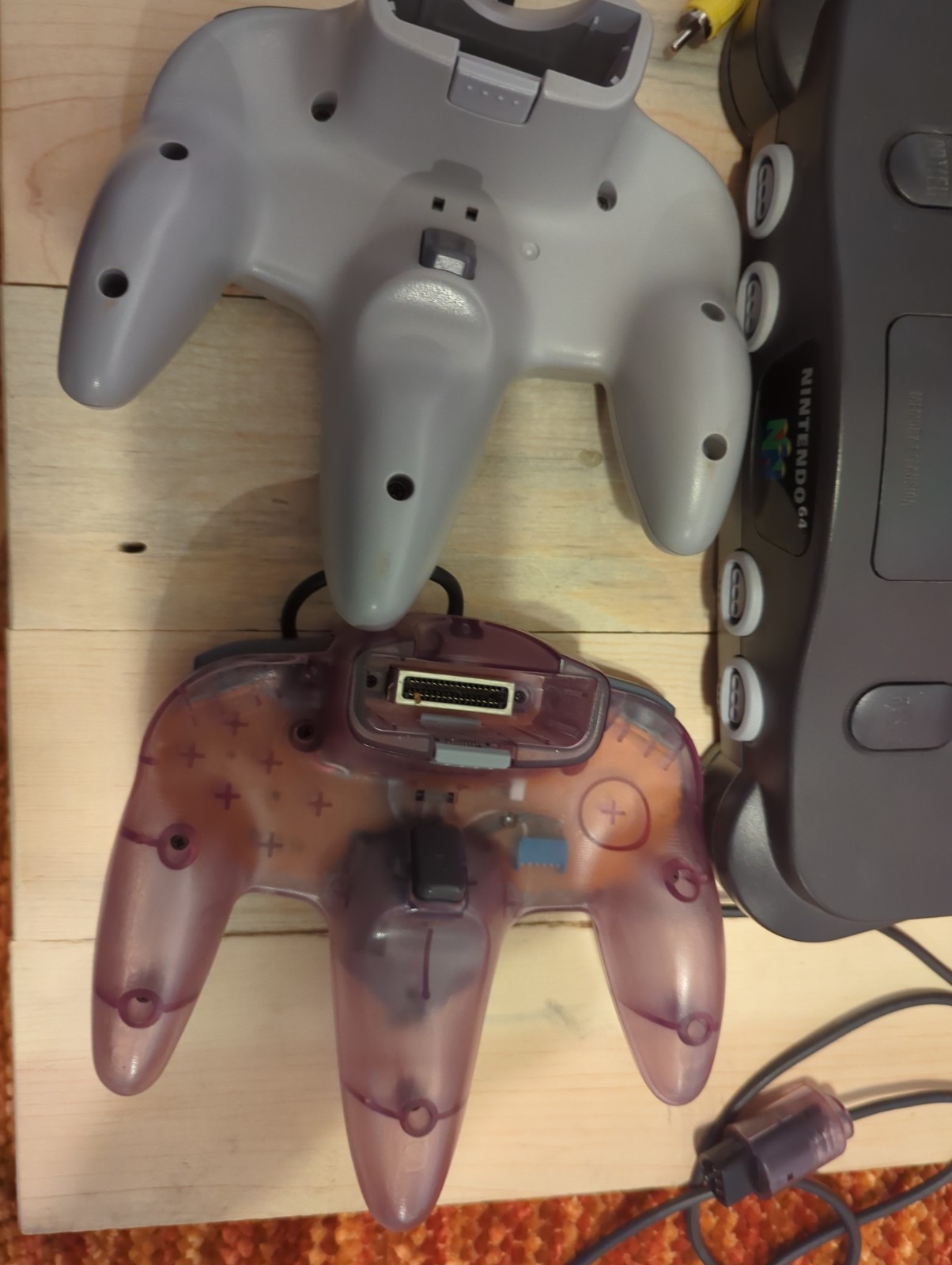 Nintendo 64 Console Atomic Purple Controller Bundle in Box NUS 001, Works