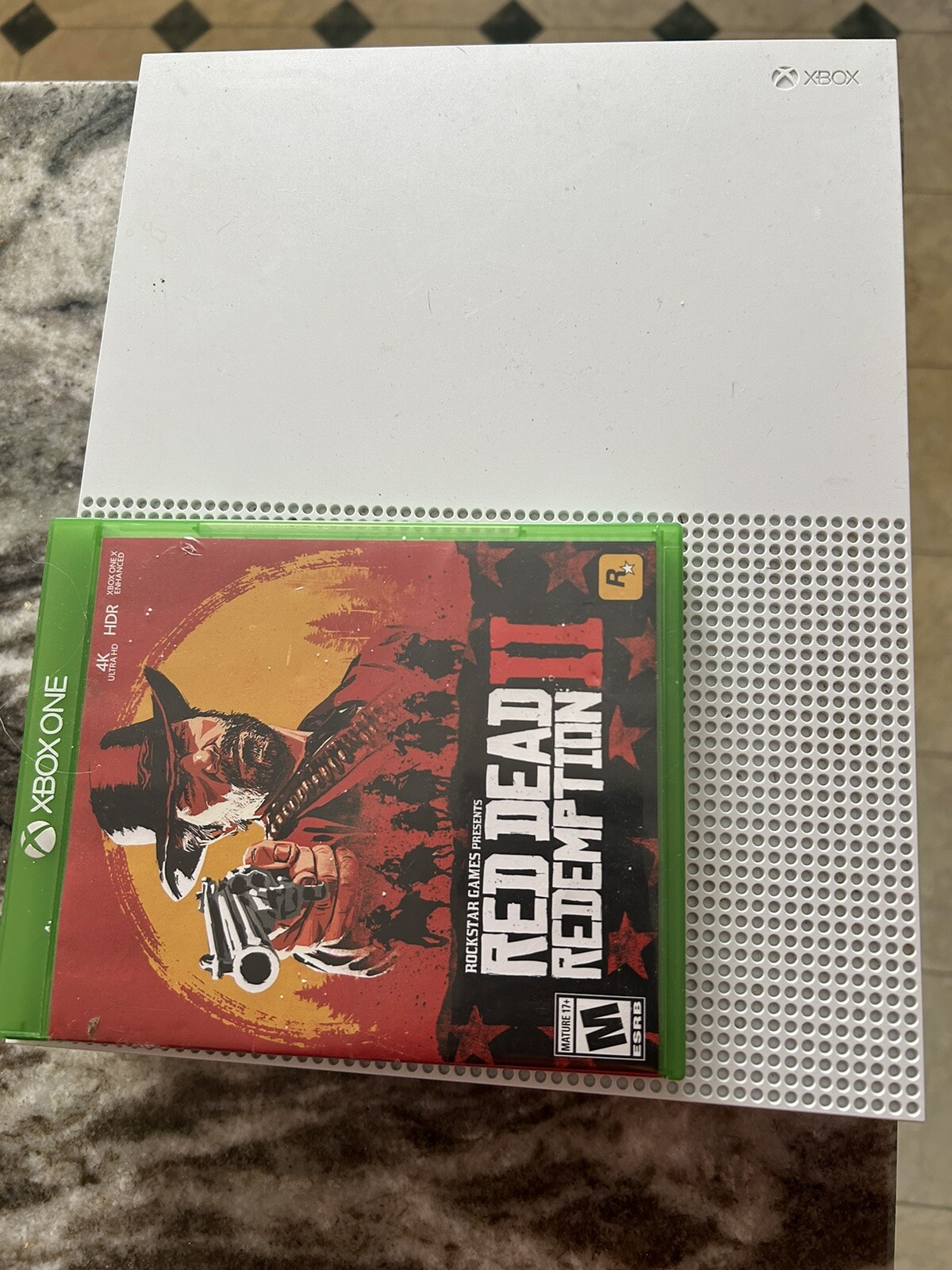 Xbox One S 1TB Console – White (XBS1TB) With Red dead Redemption II