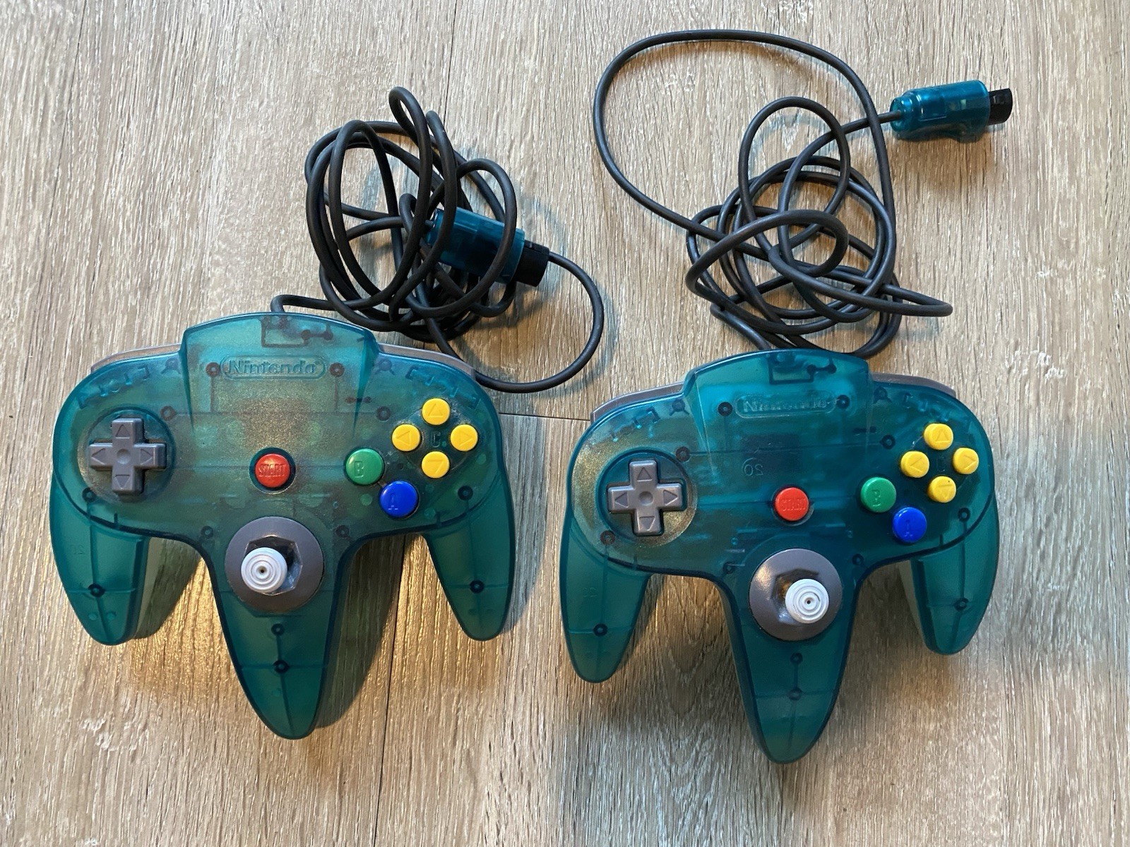 Nintendo 64 Pikachu Blue Yellow Console W/ 2 Pikachu Controllers Tested Japan