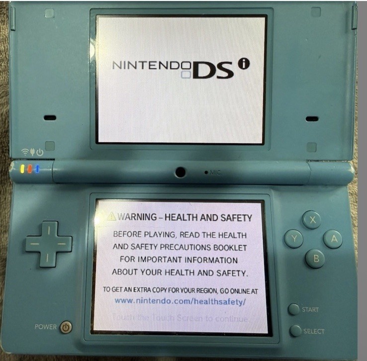 Nintendo DSi Light Blue Handheld Video Game Console Wi-Fi Headphone Jack🔥
