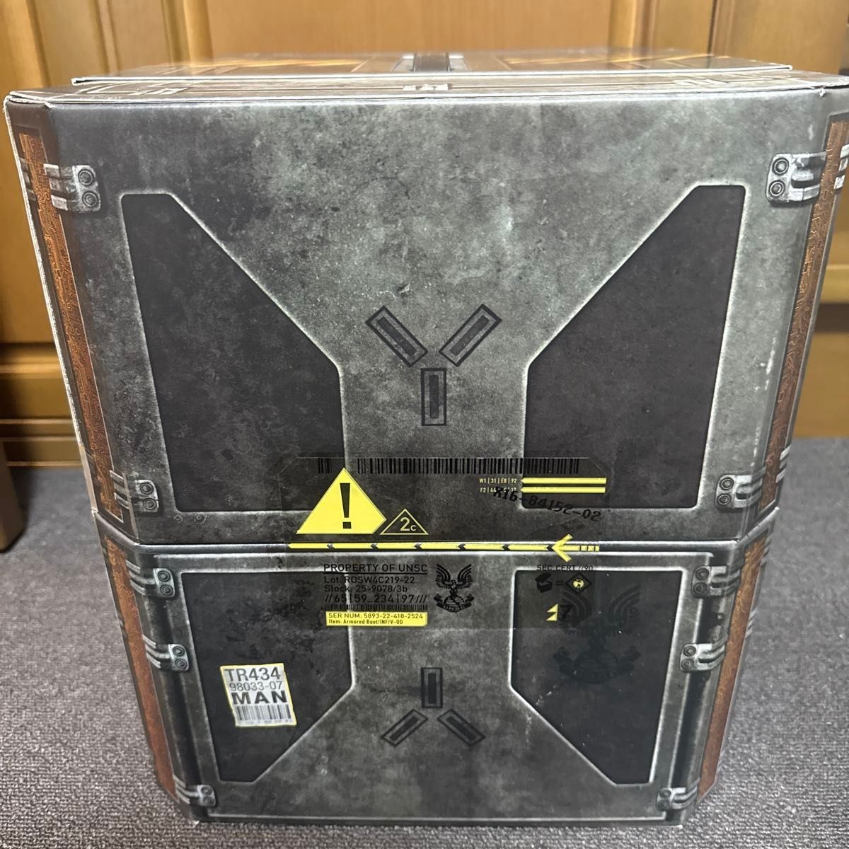 Xbox 360 Halo Reach Legendary Edition Noble Team Statue – Collector’s Set