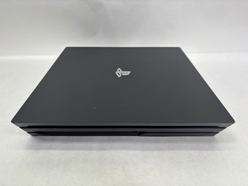 Sony CUH-7215B PlayStation 4 Pro 1TB Console W/Controller