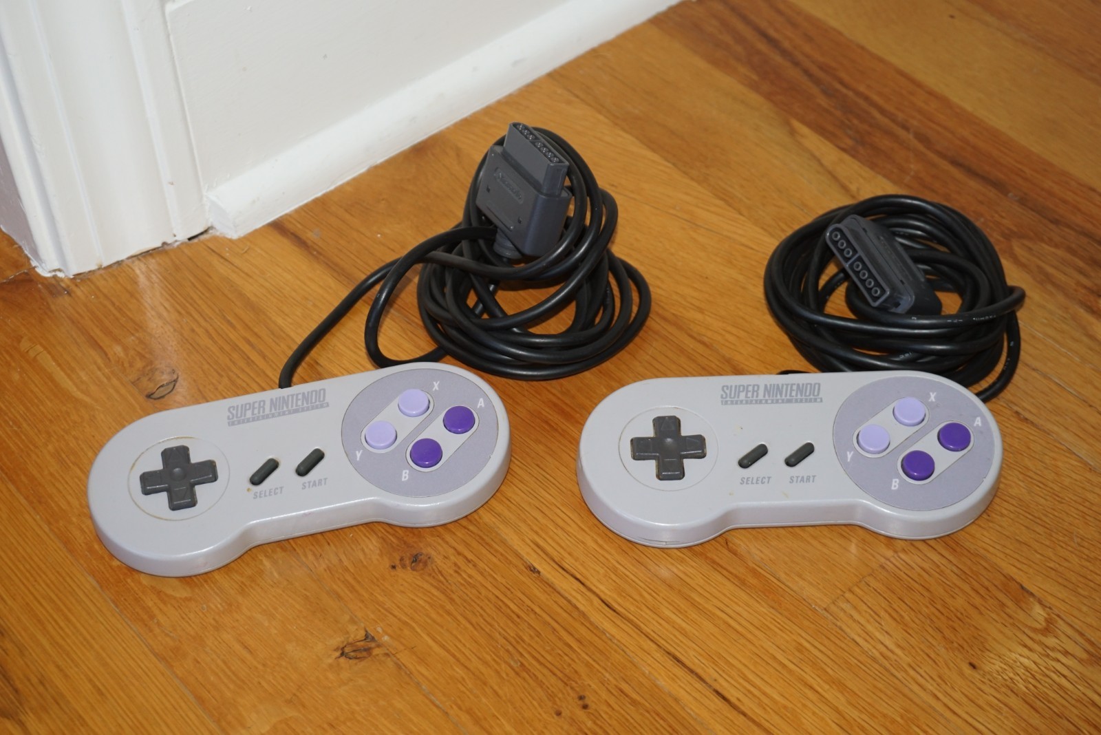 Super Nintendo Control Deck SNS-001 with two controllers-not tested