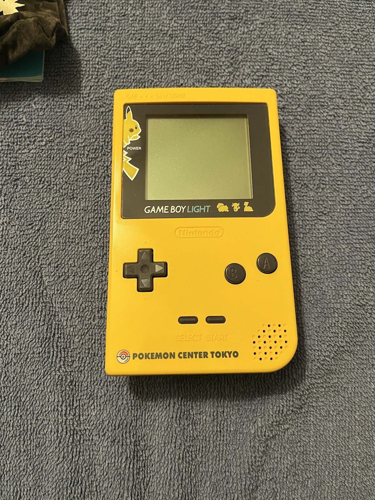 MINT CIB Game Boy Light Pikachu Yellow Pokémon Center Tokyo Movie Edition