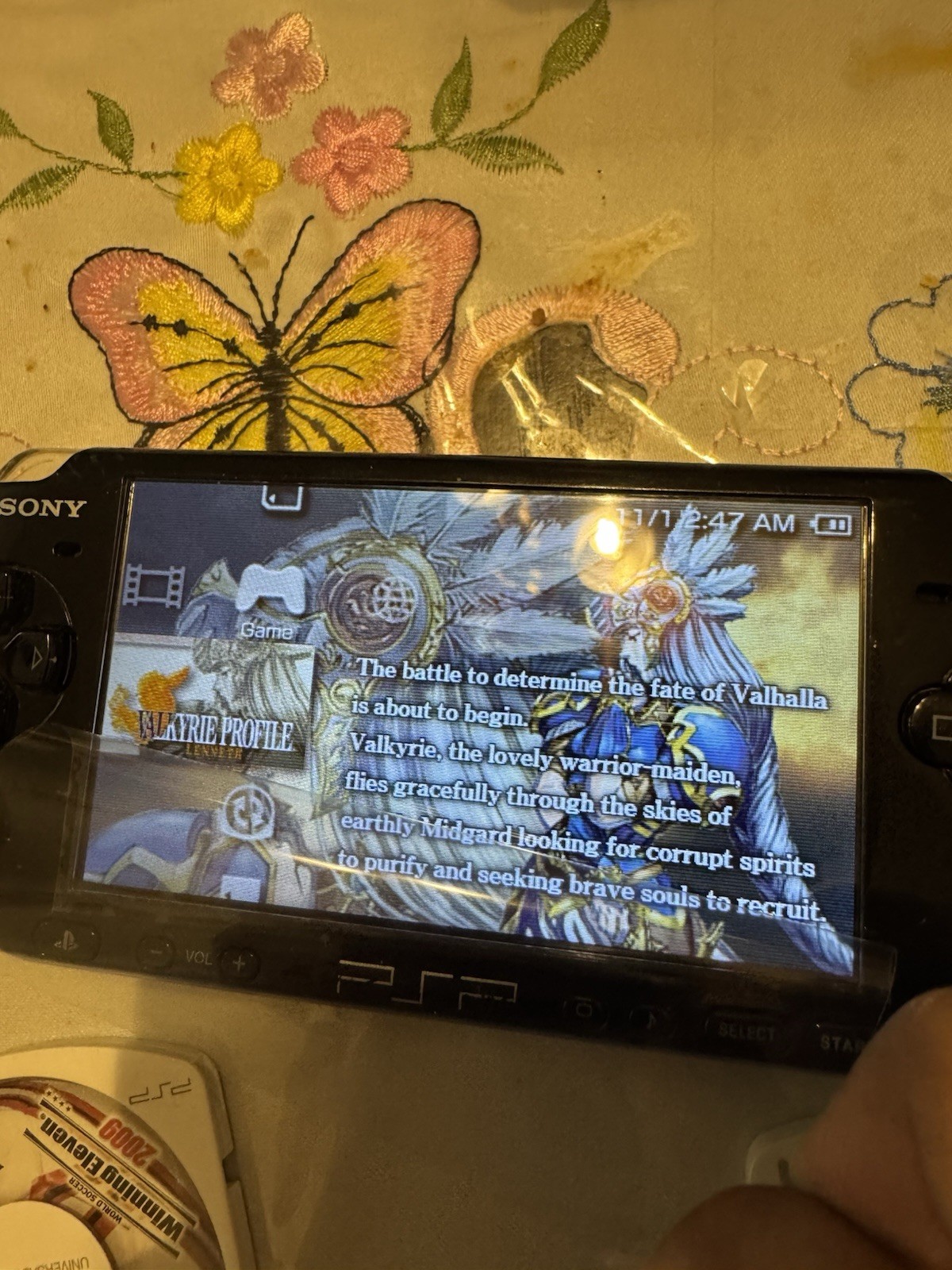 PSP 3001 Black bundle 4games 4 Movies / Charger / Battery.