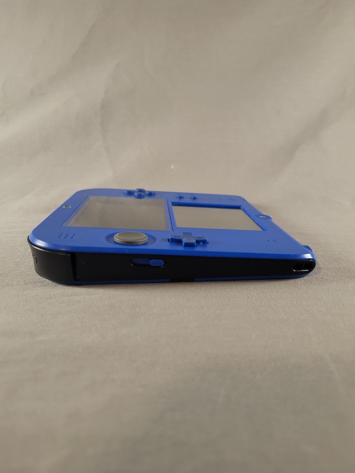 Nintendo 2DS Handheld System – Blue – FTR-001 – Charger Included – Tested!