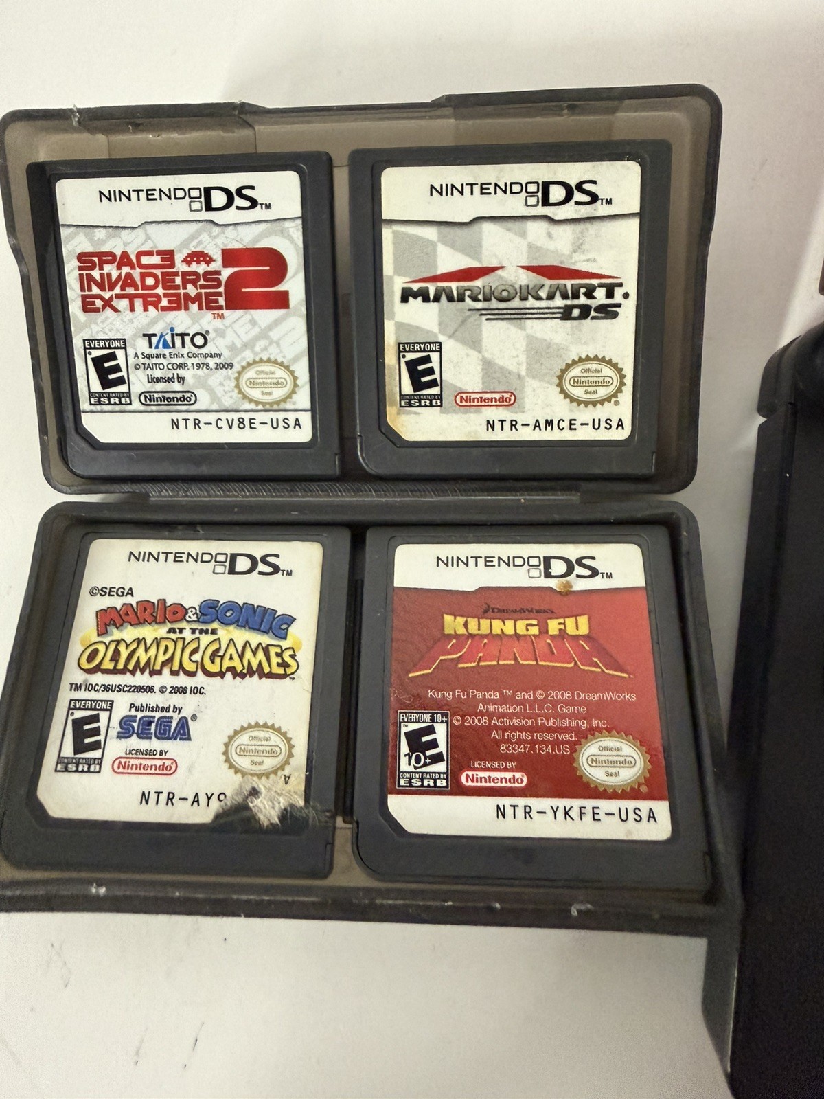 Nintendo DS Lite USG-001 Red & Black Console Bundle *Read Description*