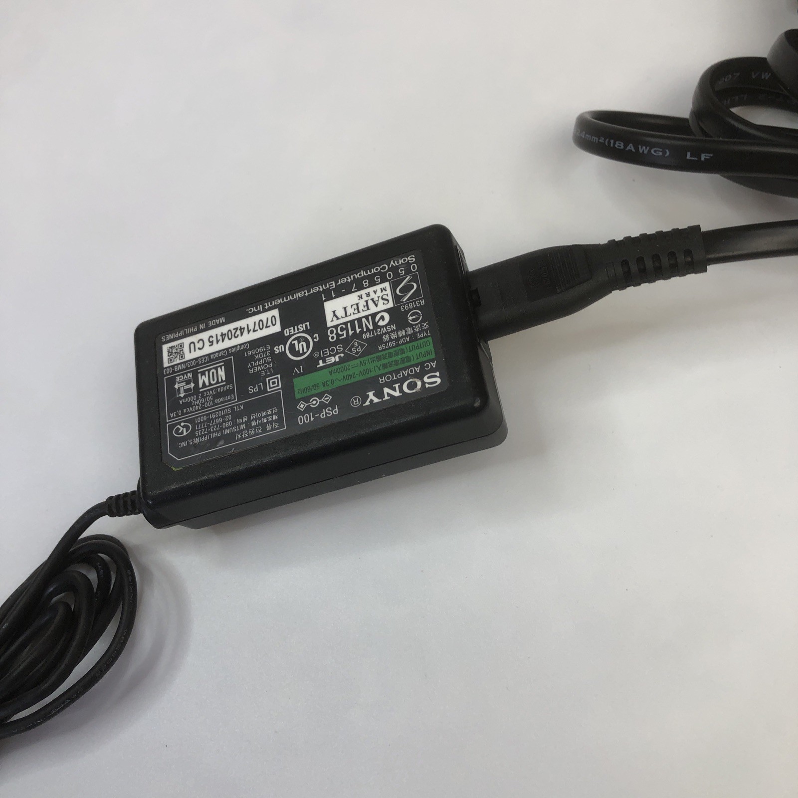 Sony PSP-100 AC Adapter ADP-597SR Genuine OEM Charger 5V 2A PSP 1000 2000 3000