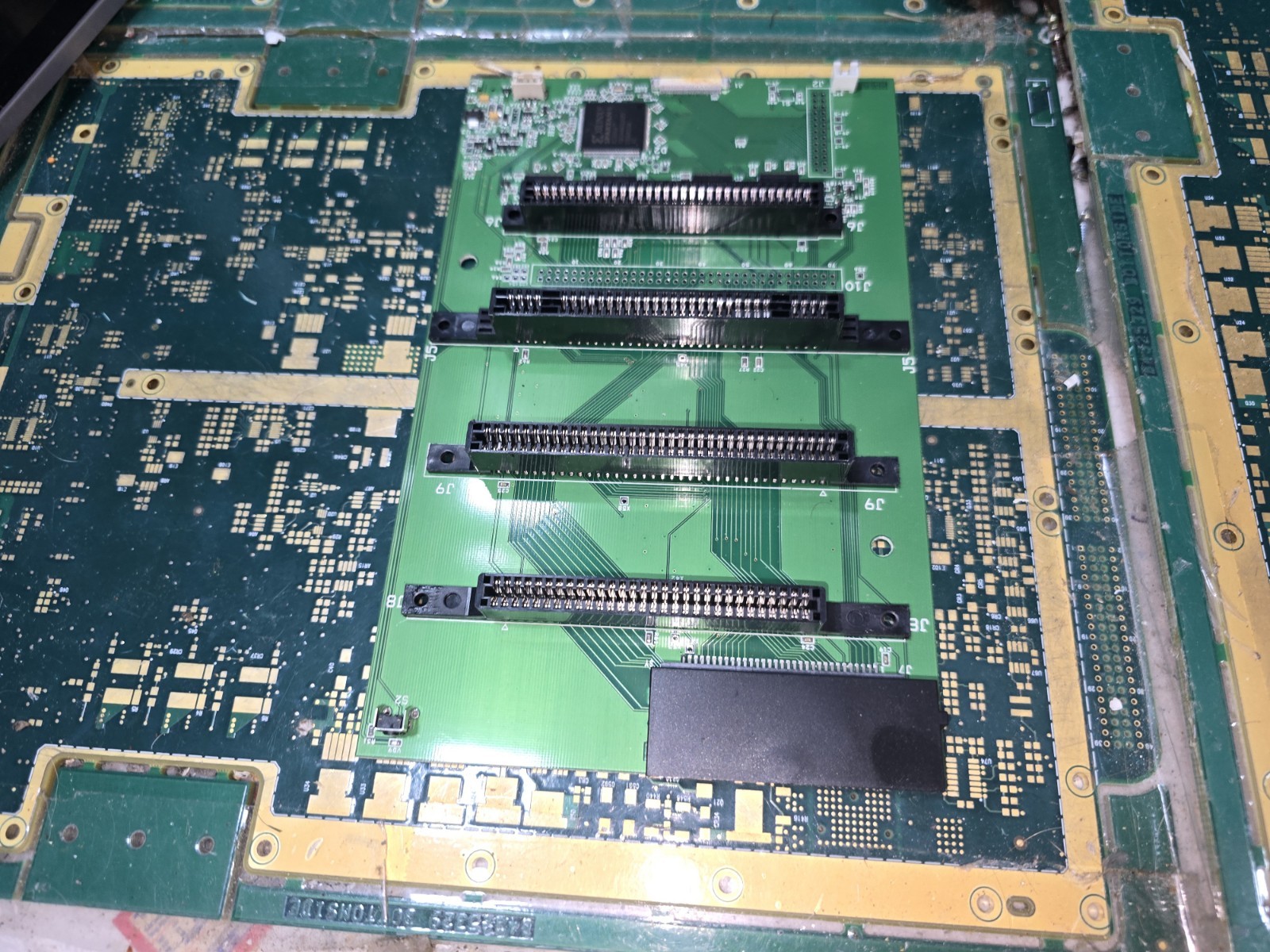 Hyperkin Retron 5 DEFECTIVE DONOR Cartridge Slot Board-Broken Pin/Clip-PARTS