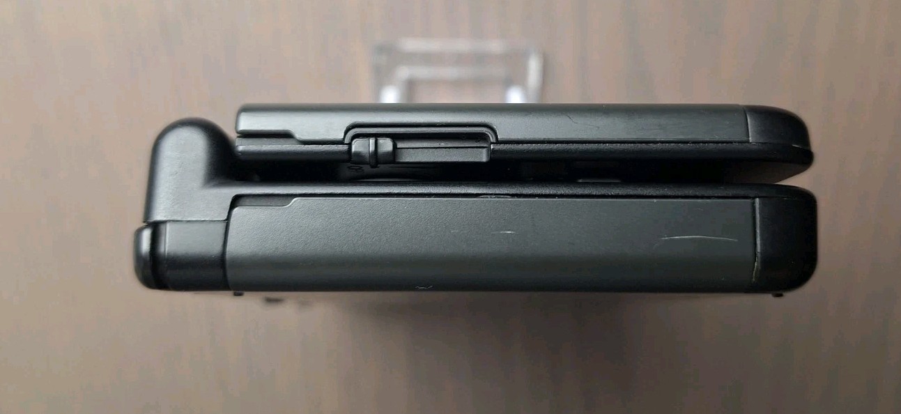 Nintendo New 3DS Black | Charger + 32GB SD Card | Region Free | USA TESTED