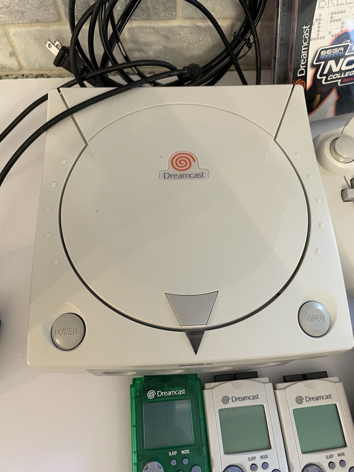 SEGA Dreamcast MEGA BUNDLE-Console, controllers, Fishing Rod, memory cards+games