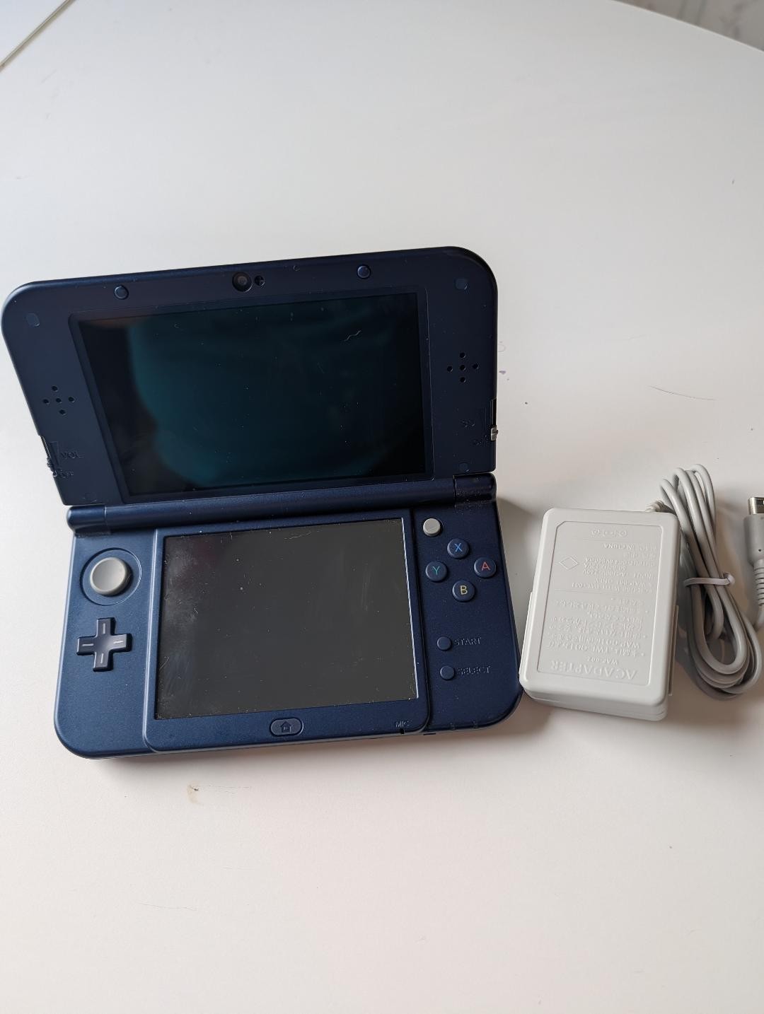 Nintendo 3DS XL Galaxy Edition Handheld System – Purple